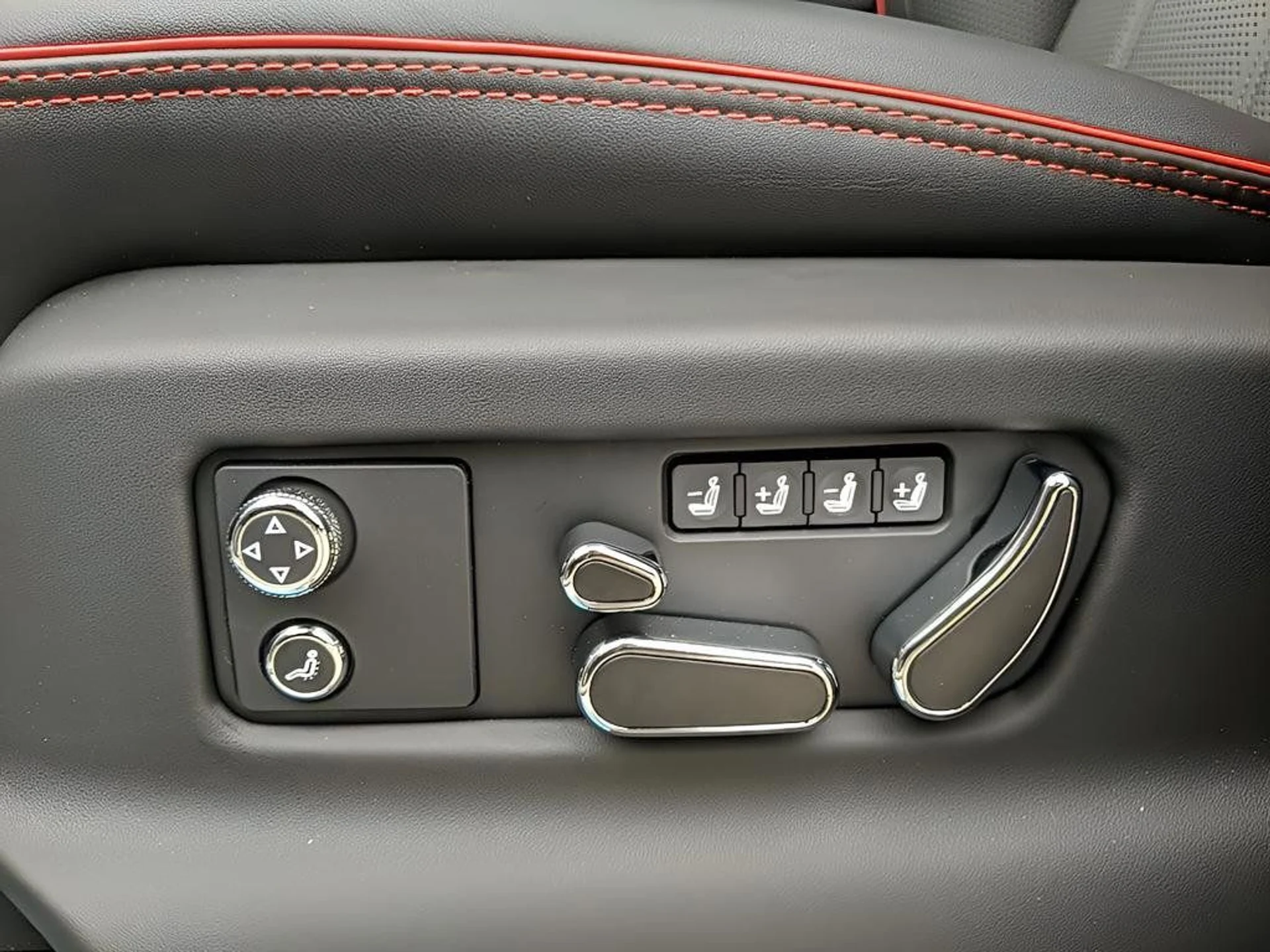 mph019_2491728850_ccf615a7ec3845a1960904c37745ac8e_573d61e3da