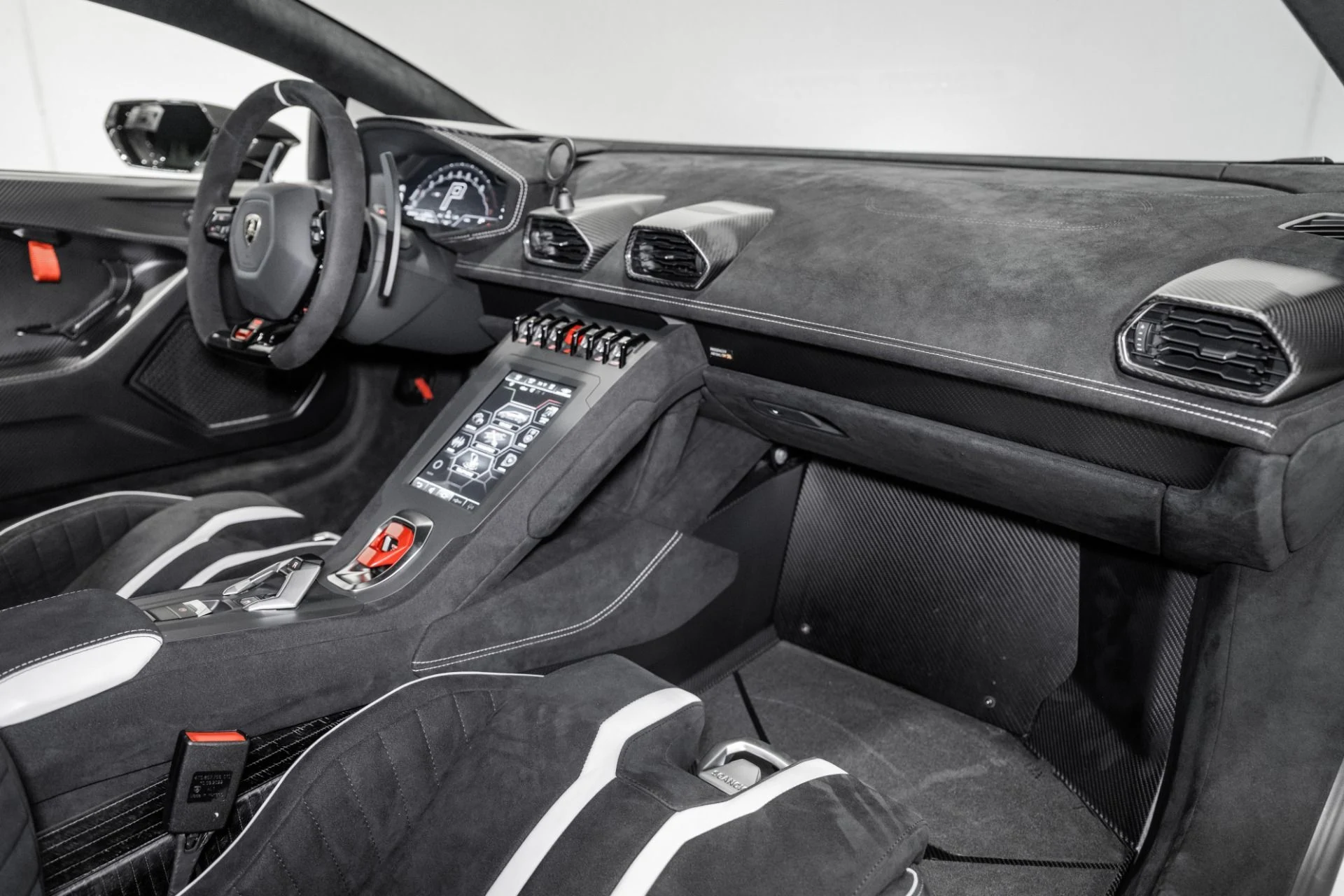 mph019_2492767356_Used_2023_Lamborghini_Huracan_STO_STO_1784326206_0fc412065f