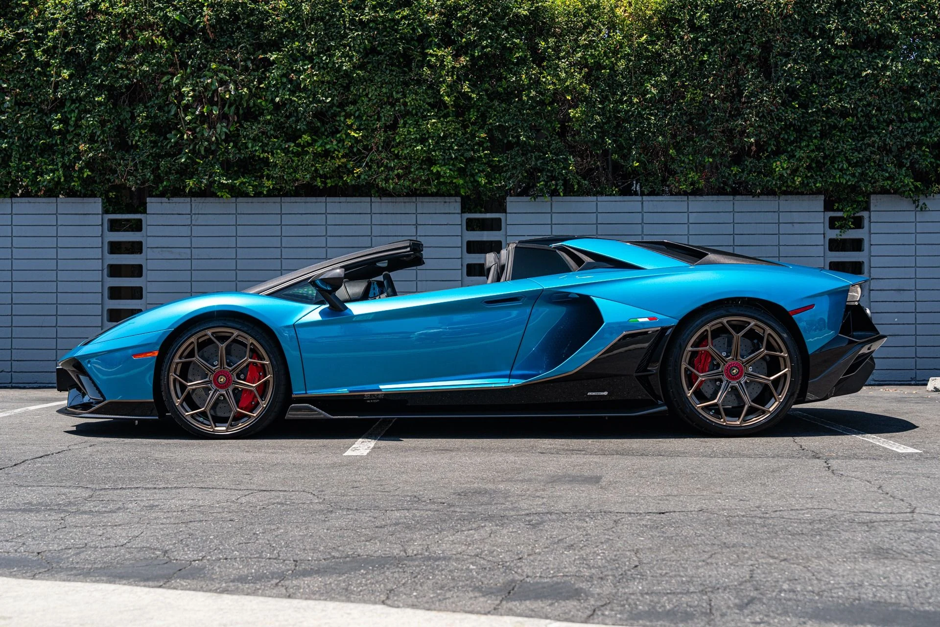 mph019_2495536146_Used_2022_Lamborghini_Aventador_LP_780_4_Ultimae_1755037008_89212b5283
