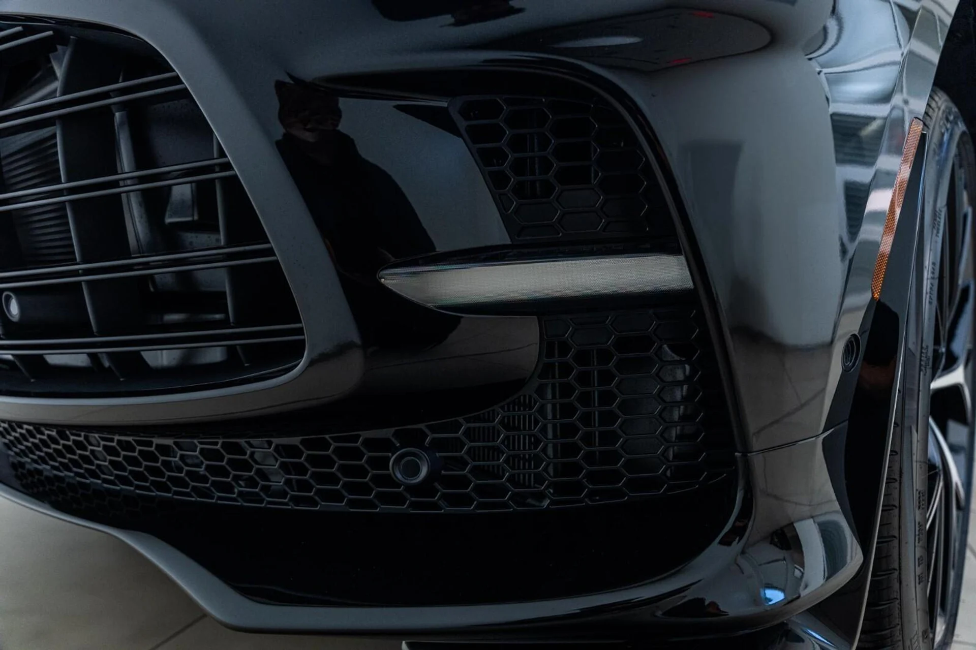 mph019_2498849504_New_2025_Aston_Martin_DBX_707_AWD_1744624295_2112a44c8c
