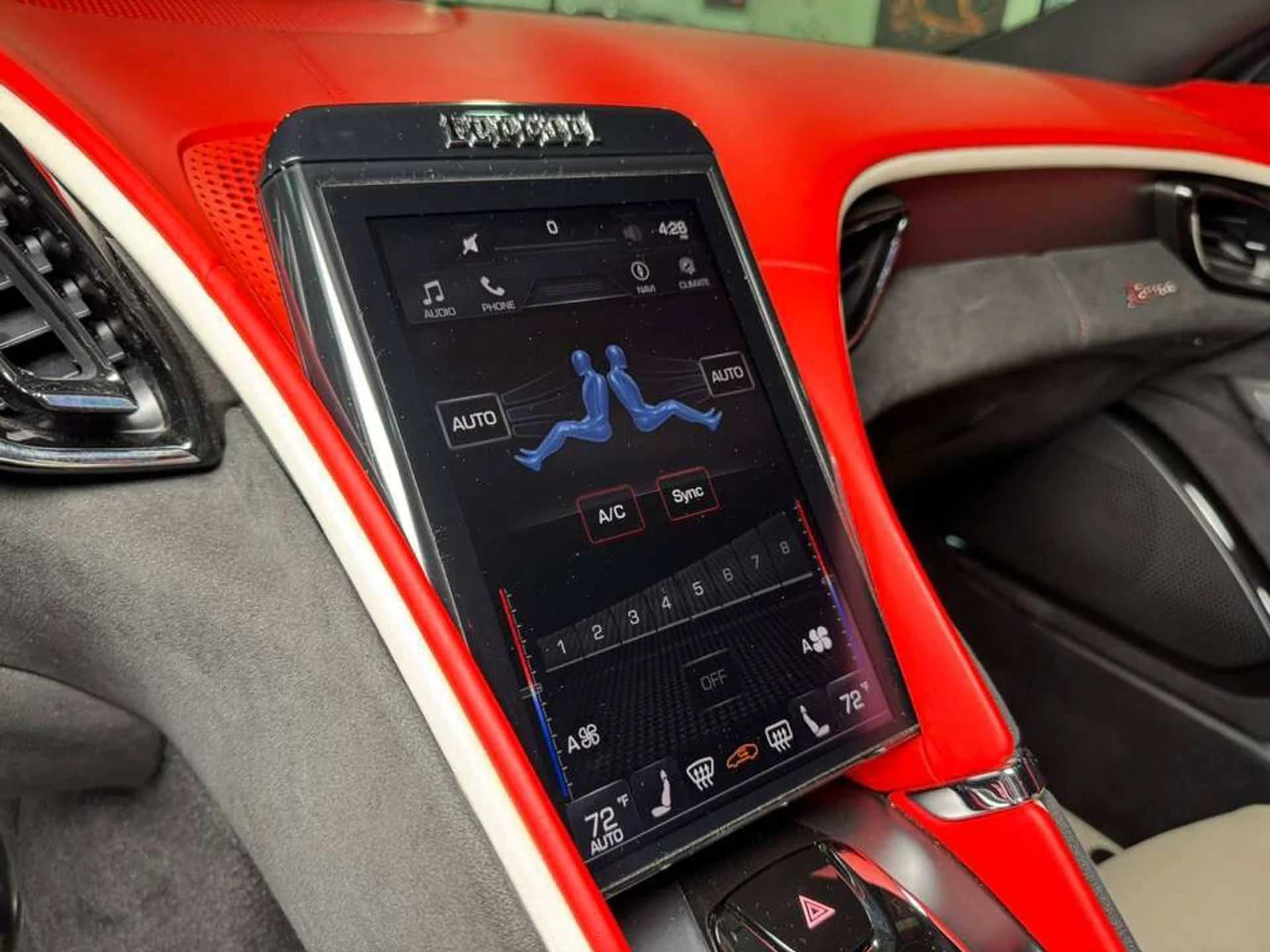 mph019_2500606319_526c22334526011b85623b9b92a6cc95_2ba64a36ea