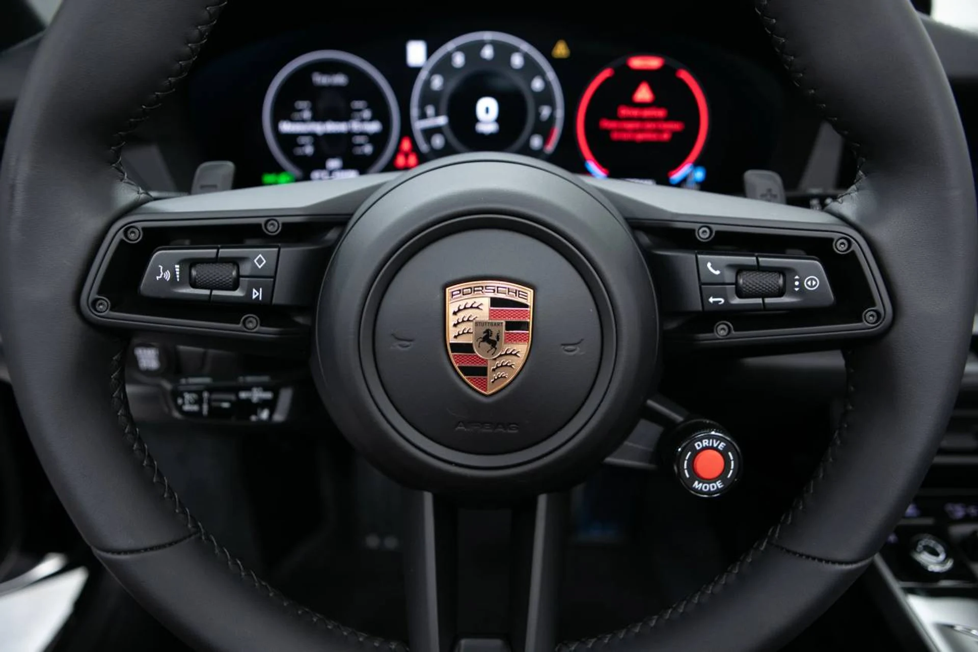 mph019_2505519755_61461ecfdd27eb3c22bef4e44801d7cfx_c6ef1b9f77