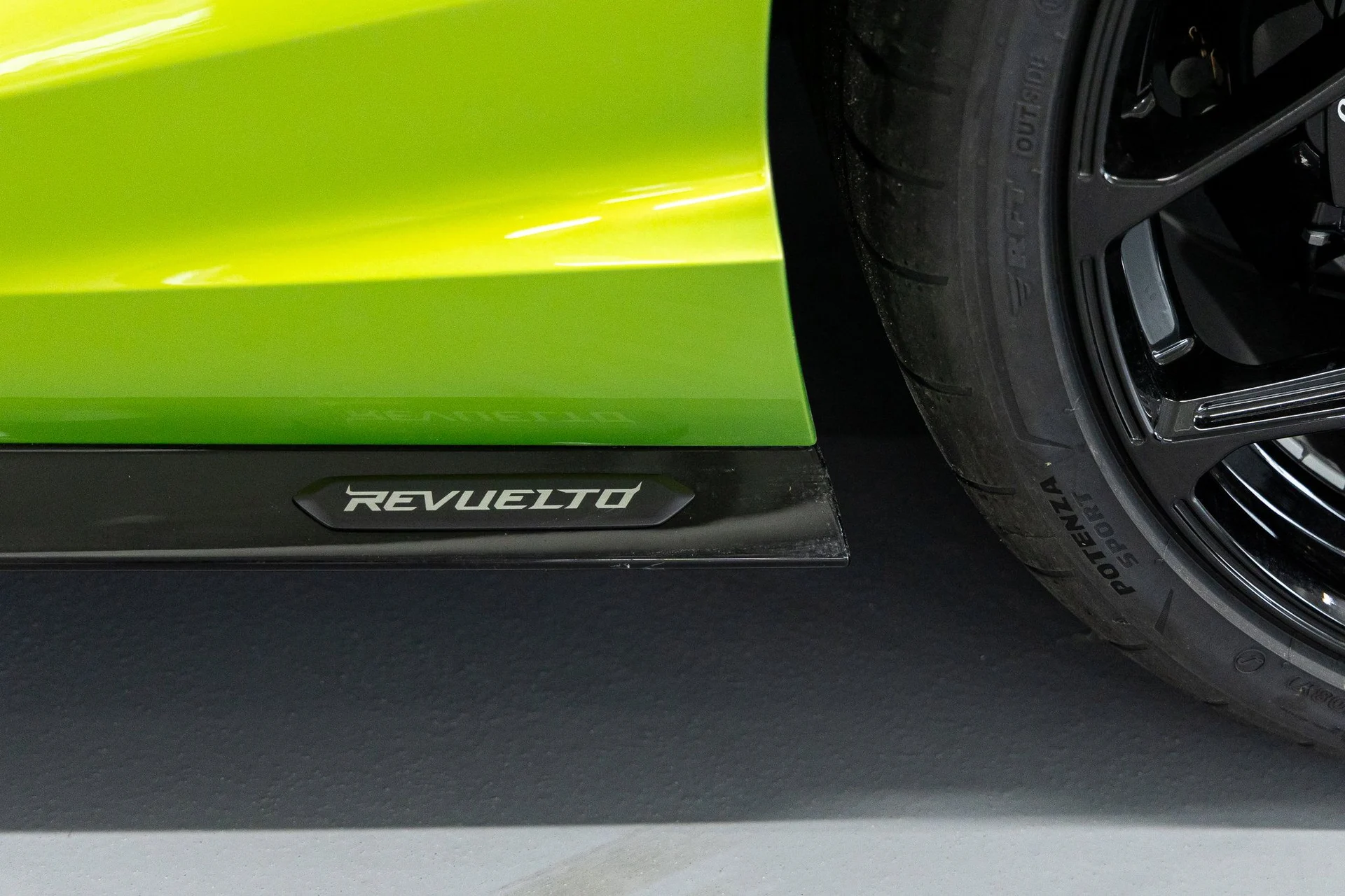 mph019_2506887191_1a068582a2e74d2ab8f351f8ff48a49bx_e35d541a78