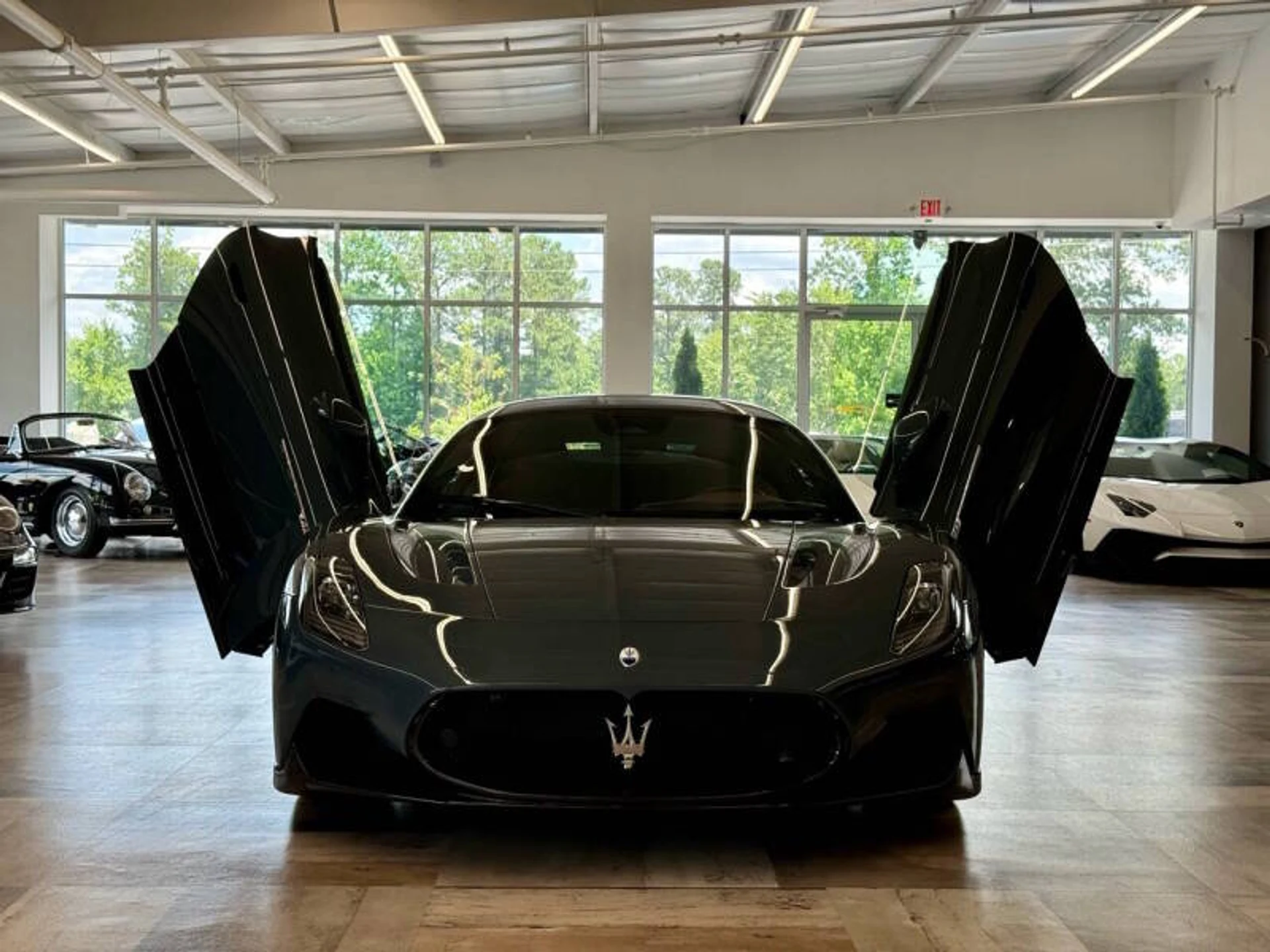 mph019_2509734135_2023_maserati_mc20_base_2dr_coupe_61280a037d