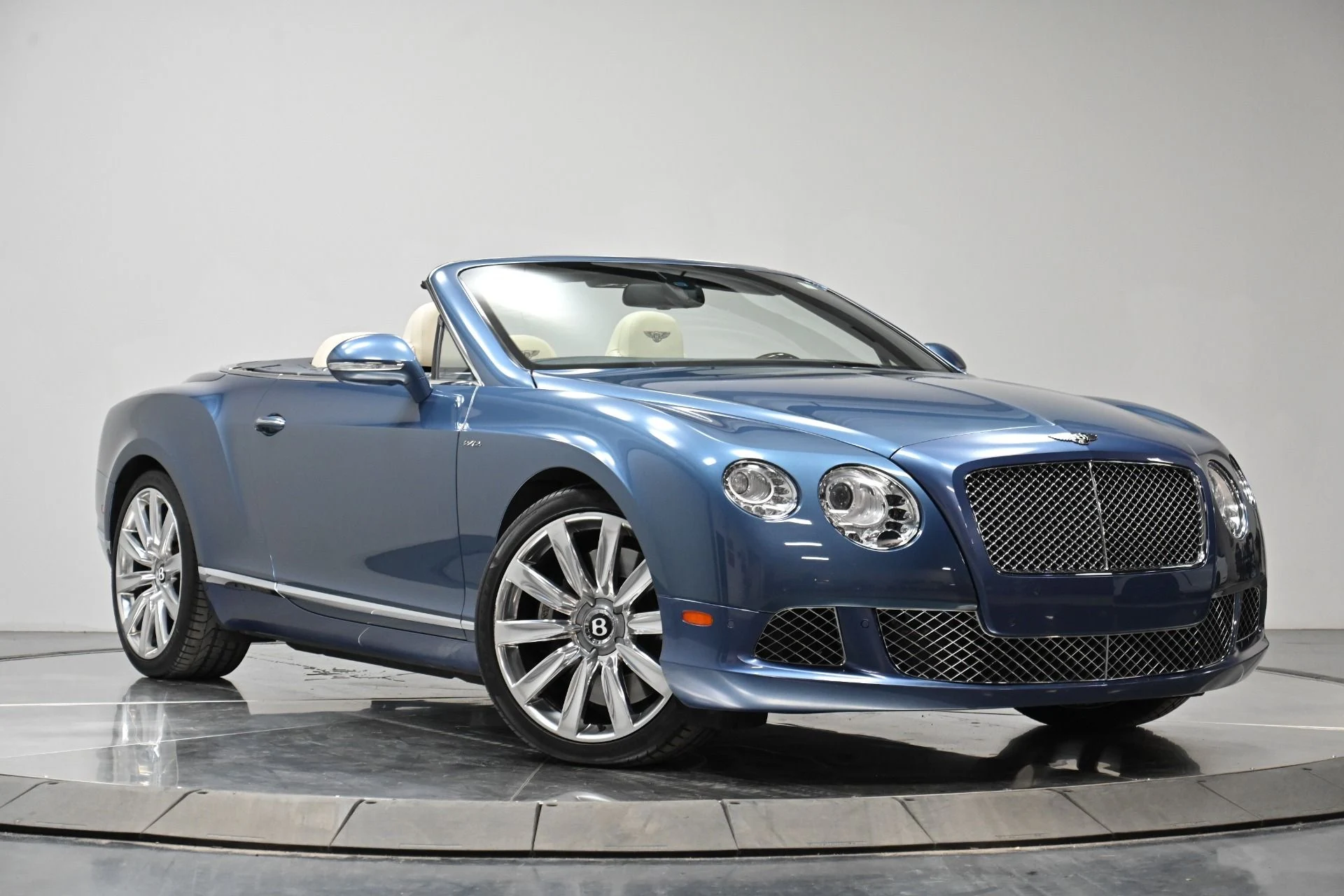 mph019_2512089512_Used_2014_Bentley_Continental_GTC_1751561855_466dd5b453
