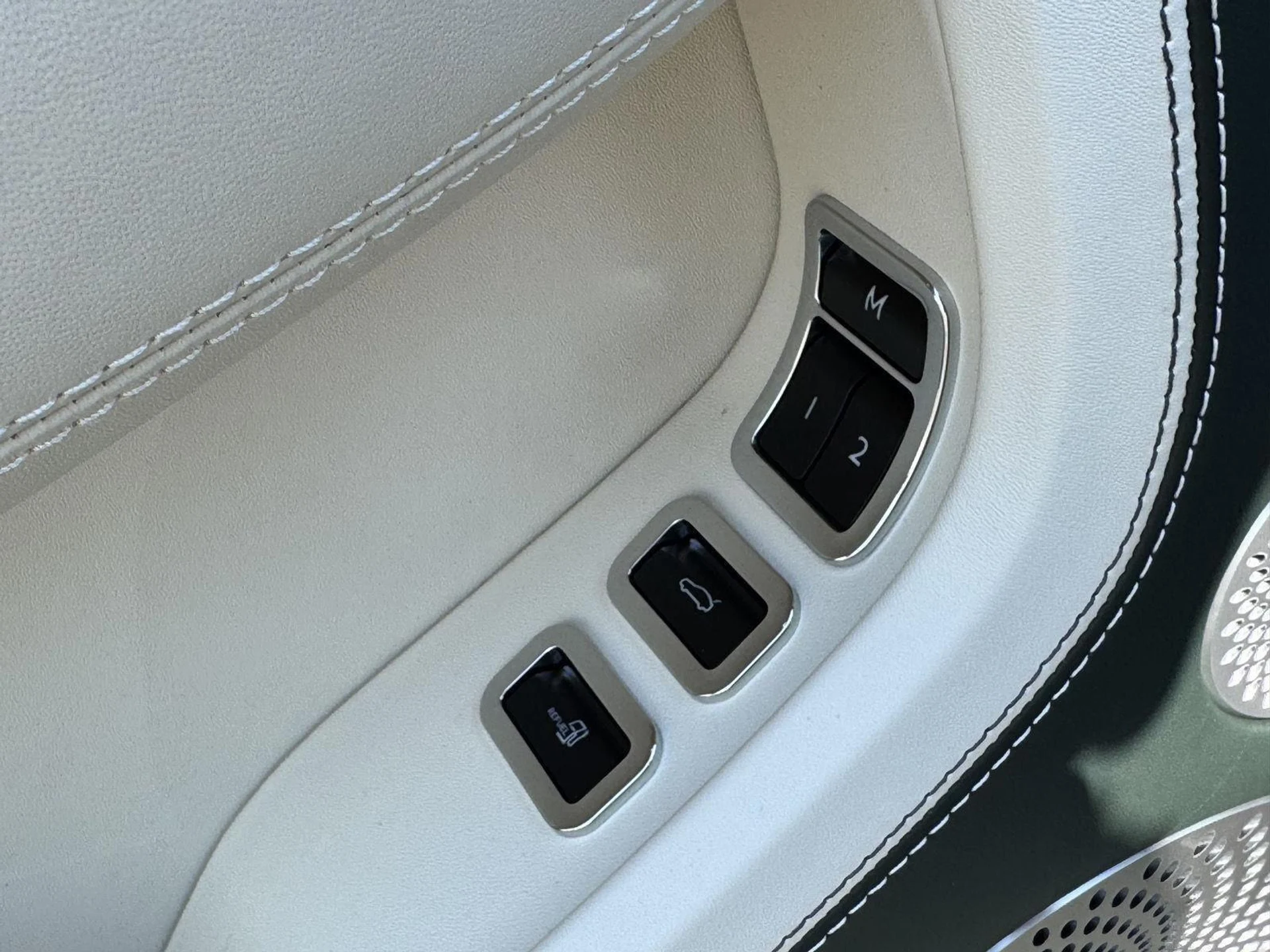 mph019_2512790130_471843ab3f24352bd5df6b77eee08a2f_86c5933850