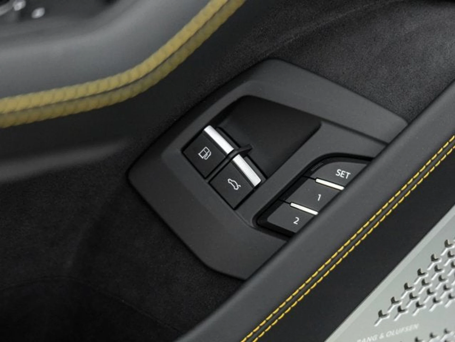 mph019_2516662358_20_c23e4a5310