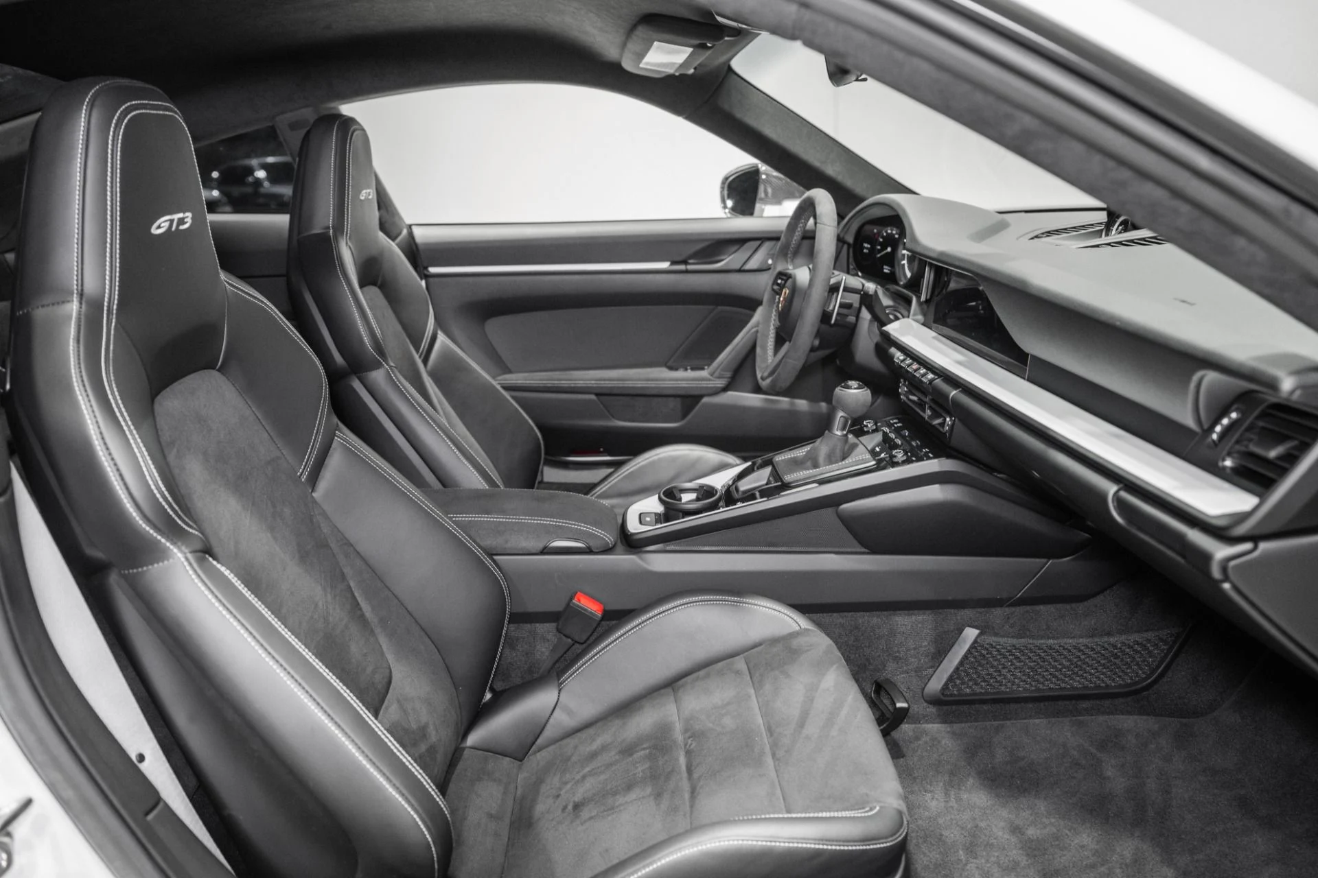 mph019_2522326748_Used_2022_Porsche_911_GT_3_1767714824_e6ad2f3101