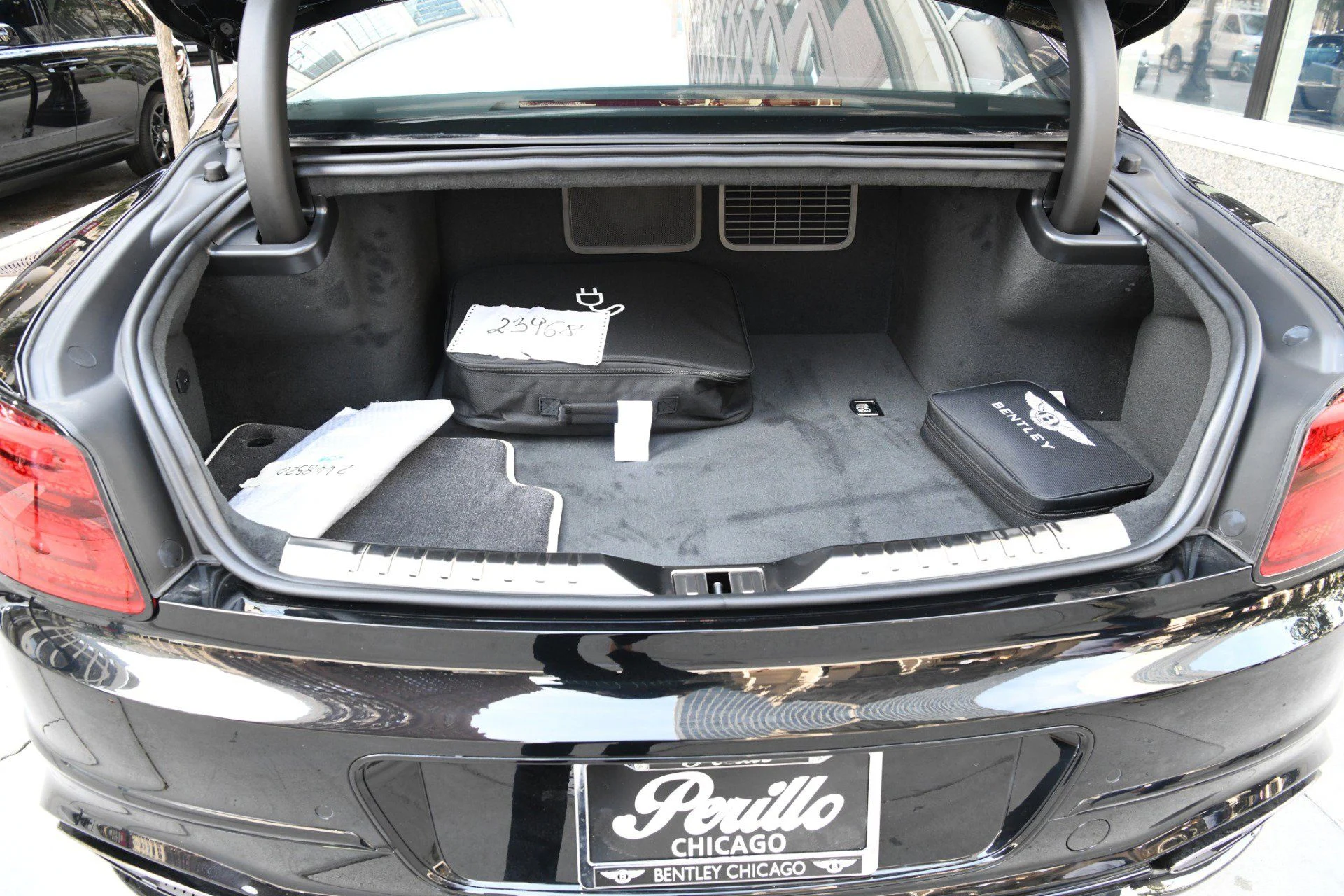 mph019_2524678241_61be8456865ed410f264a1d2a58279fcx_5a841843b0