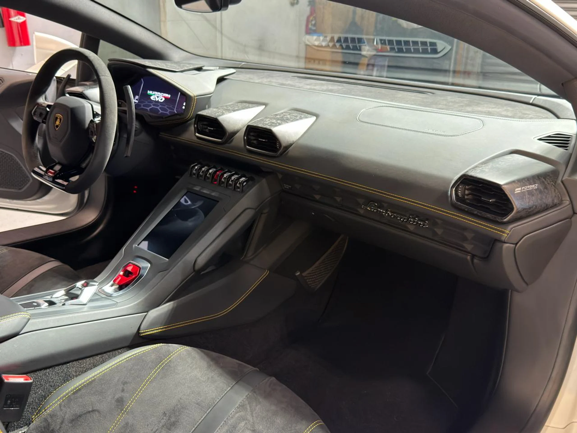 mph019_2527977880_639086609768552153_9cd0770144