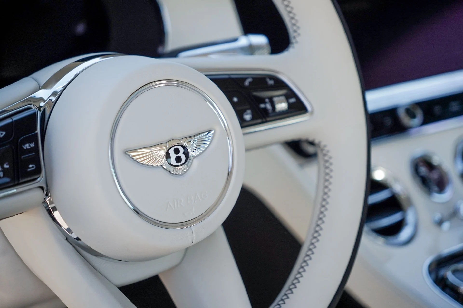 mph019_2528958542_Hi_Tech_Luxury_Imports_LLC_SCBCP_2_ZG_7_TC_025259_image_19_12009cd4d4