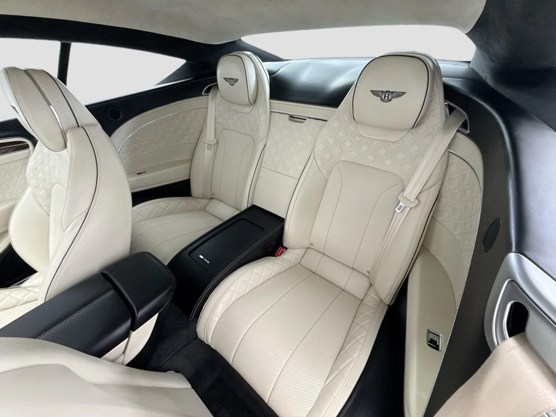 mph019_2544614905_used_2022_bentley_continental_gtmullinercoupe_8119_23012580_20_1024_e1ccc72bc8