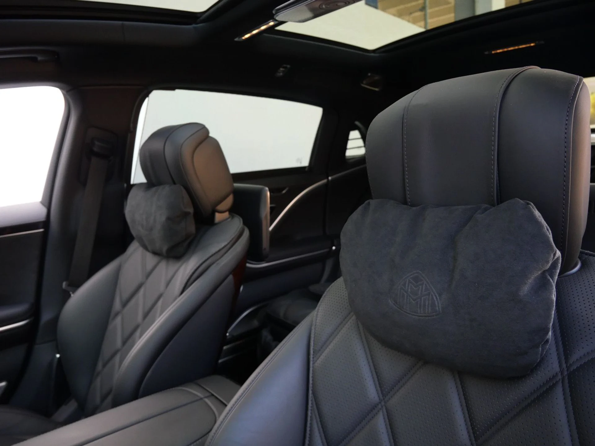 mph019_2546019721_9be1a228c09f4d7477d292bb44366588x_ed3d0bf033