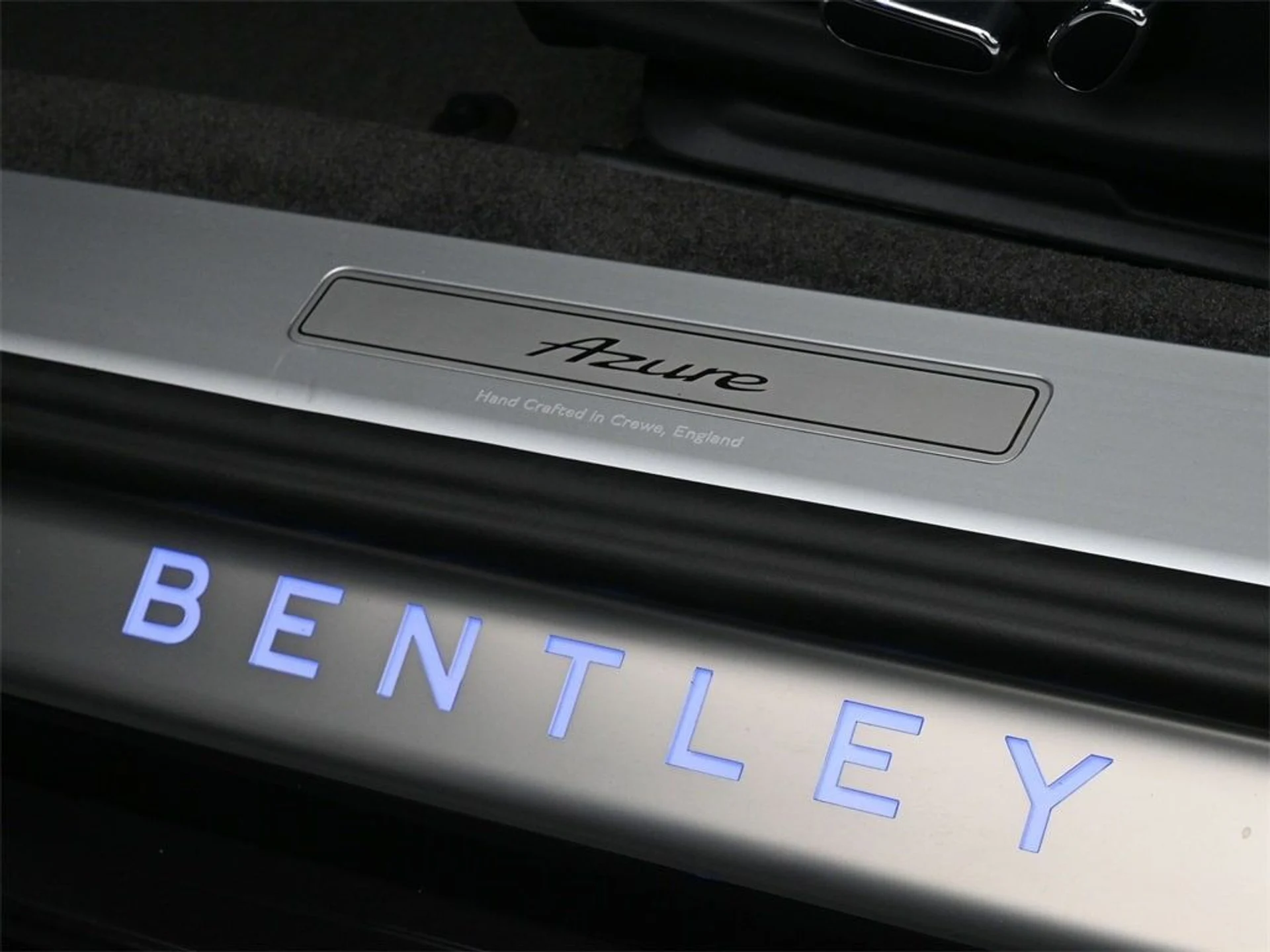 mph019_2548179956_3097a7243010a45310cff215193eb0a8x_c04e2e5e65