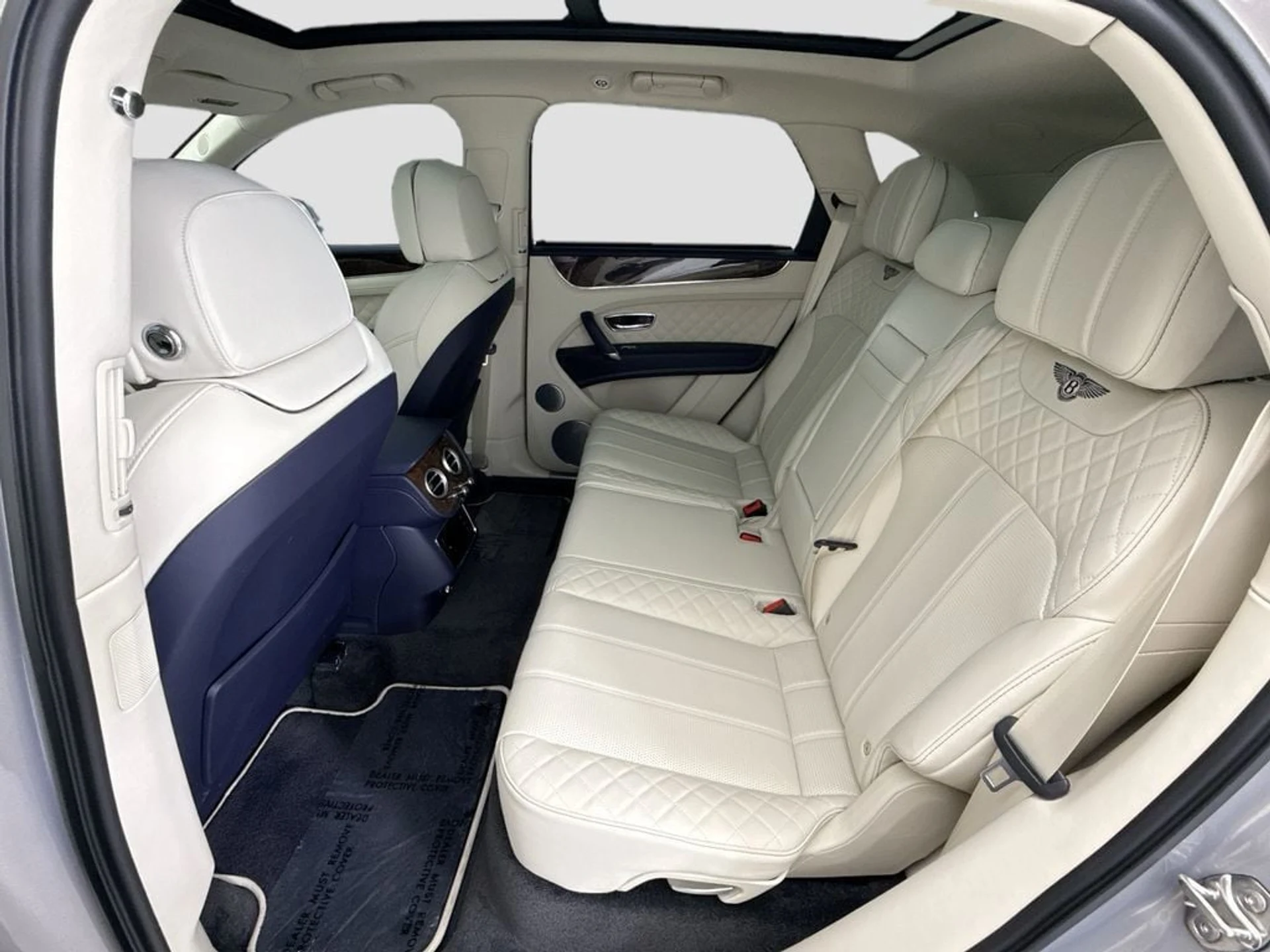 mph019_2551769123_used_2018_bentley_bentayga_8119_23013239_20_1024_e0da2c12a7