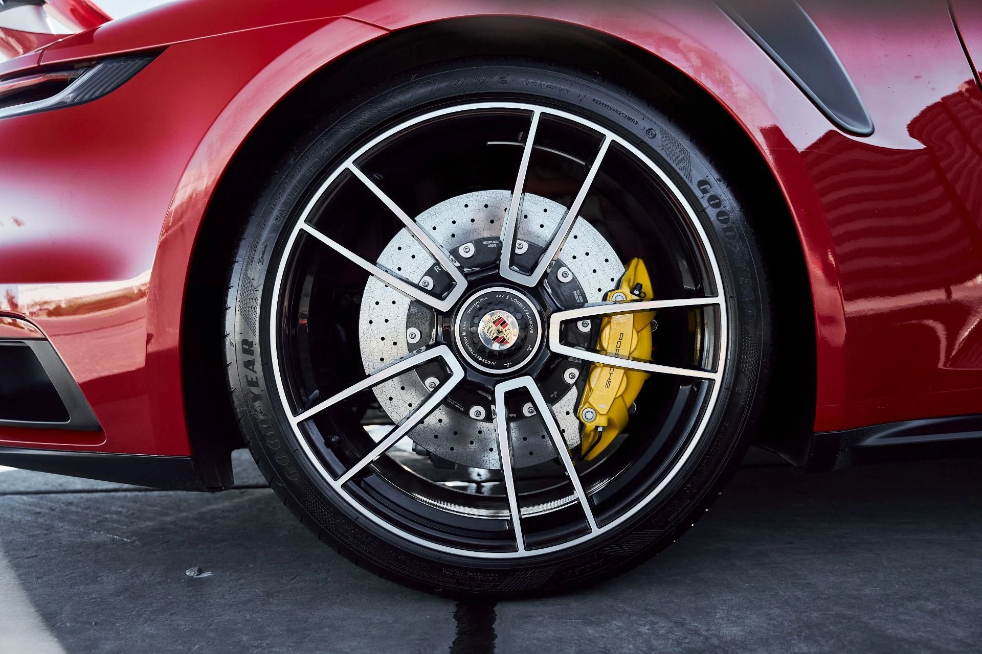 mph019_255526941_Used_2021_Porsche_911_Turbo_S_1768616614_971973ecd4