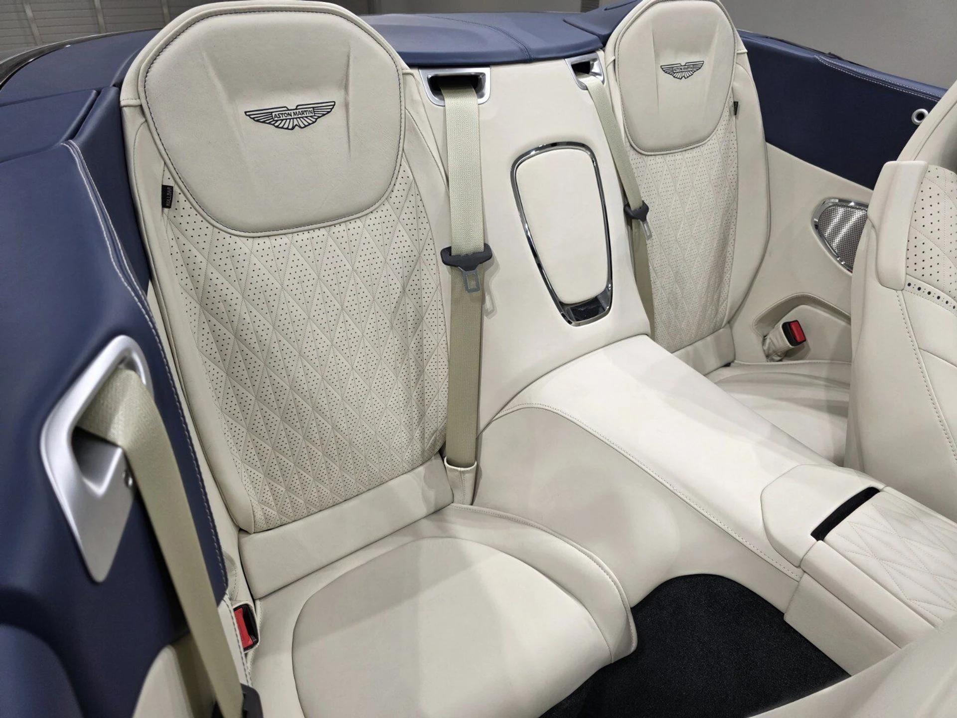 mph019_2558691462_e7b2e9ed5352f55b06071851abd0ee00_3db0b067da