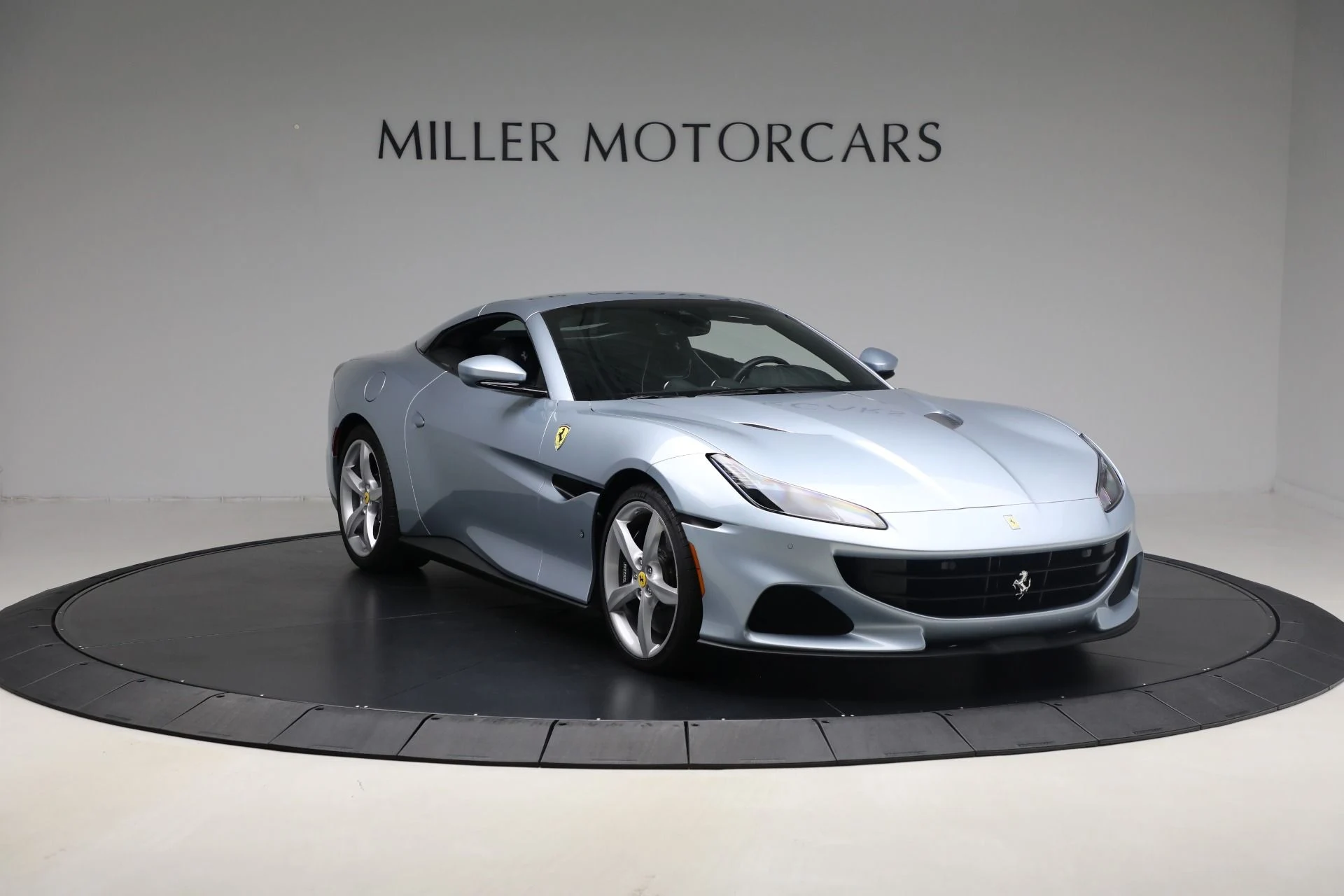 mph019_2561640341_Used_2023_Ferrari_Portofino_M_1762634219_c349ab9663