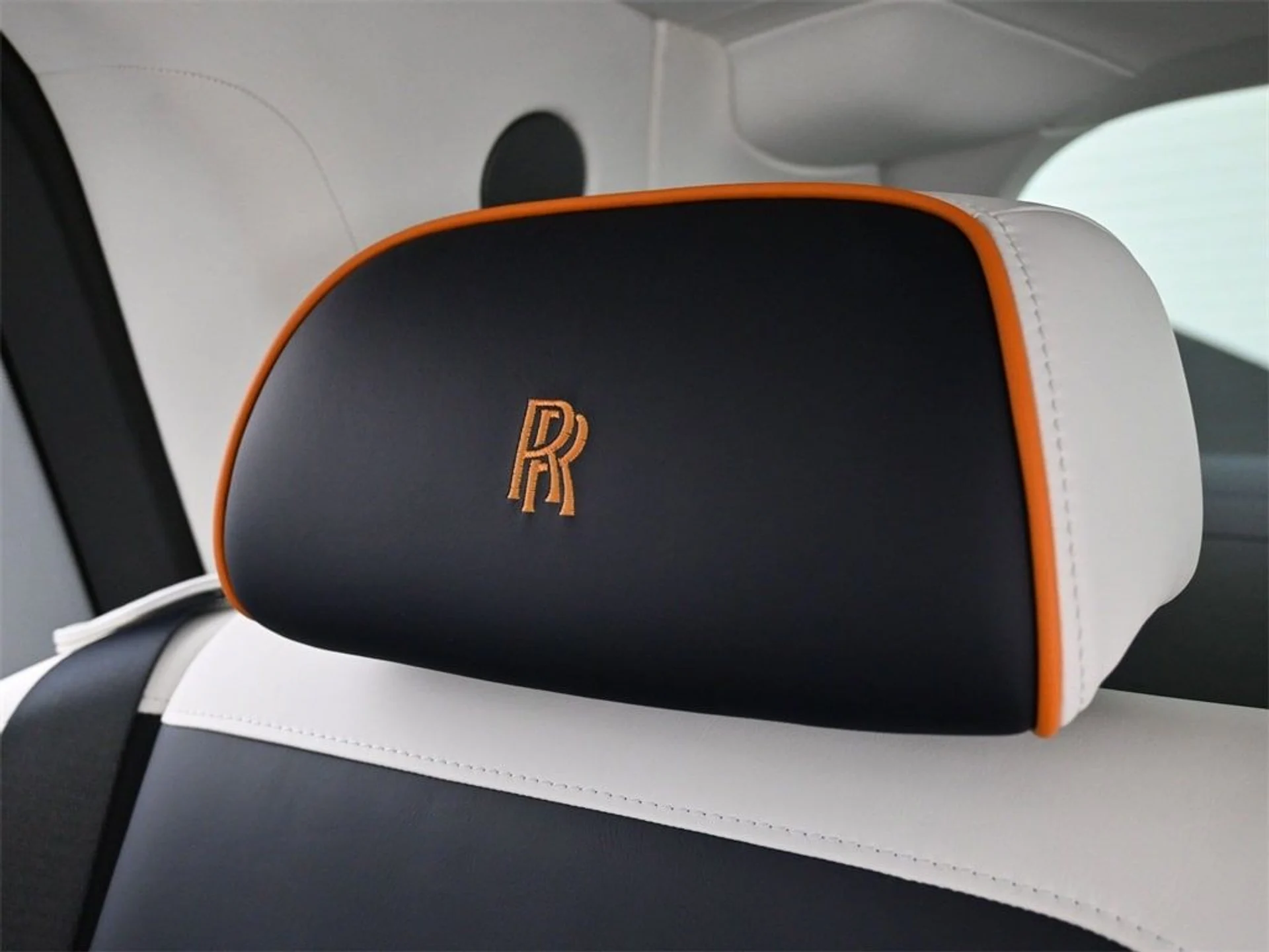 mph019_2569814591_5e8660872a1e4fb138c0d2ff5dfbff6bx_e32fb9689b