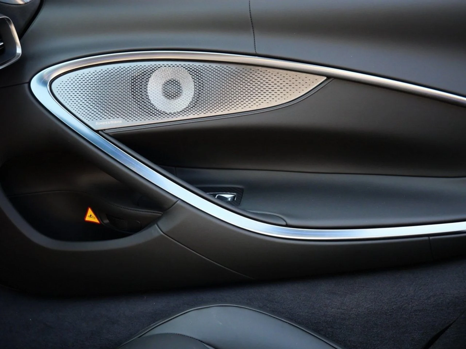 mph019_2570027427_3f74a2fb68a5d115c865670386bfa3a1x_7304ba7462