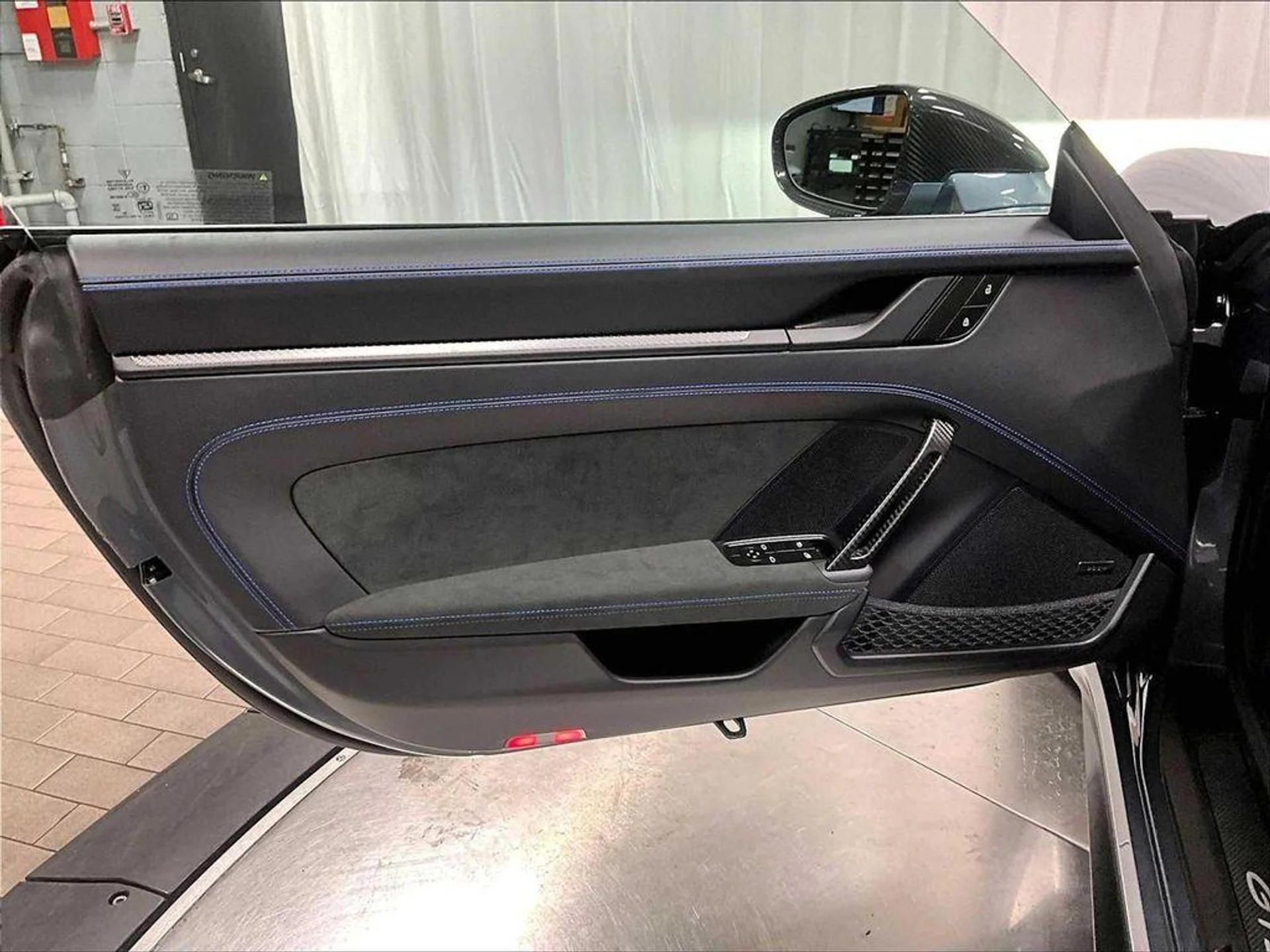 mph019_2574096353_m9mg90_Q_B_Hy3_A0_D_Jx7_Gxmt_Q_Vk_KA_0469d7f5d3