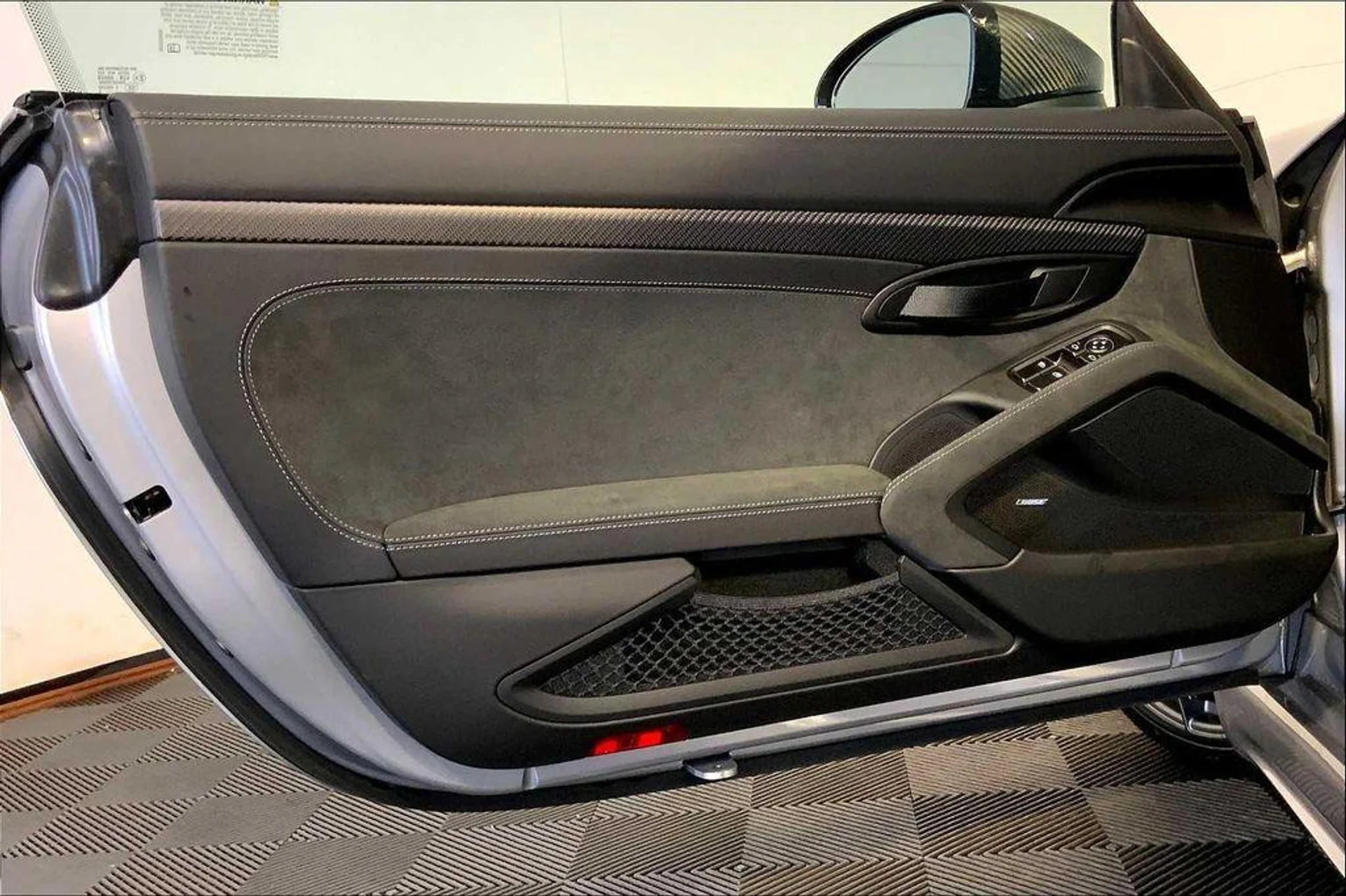 mph019_2574563368_Buaw_M_Ox_J6r9_Gsj_X5_XCHE_3_HL_Jba4_9731e9fbf1