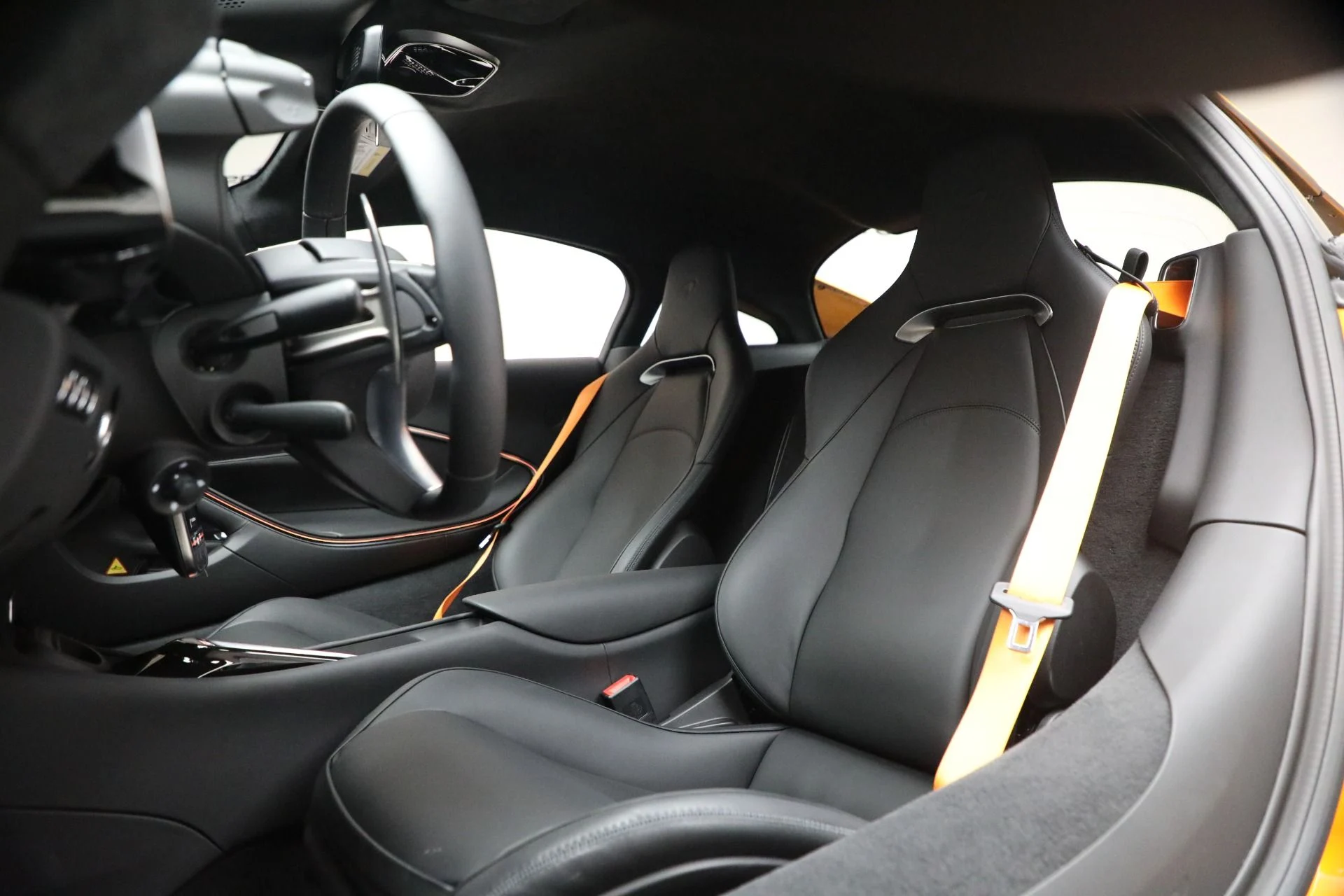 mph019_2581052910_New_2026_Mc_Laren_Artura_Tech_Lux_b3b8809082