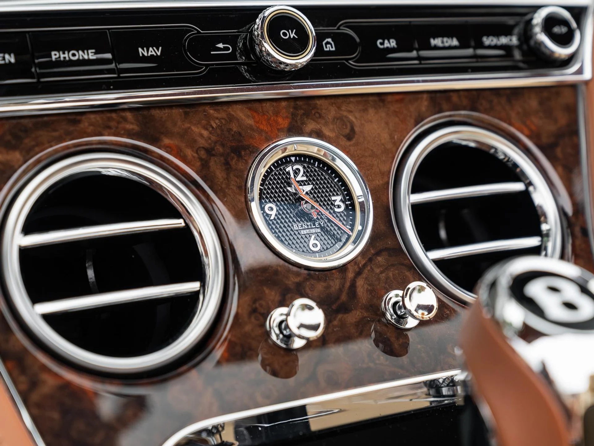 mph019_2591928379_Used_2021_Bentley_Continental_GT_V8_1773777874_292a080b42