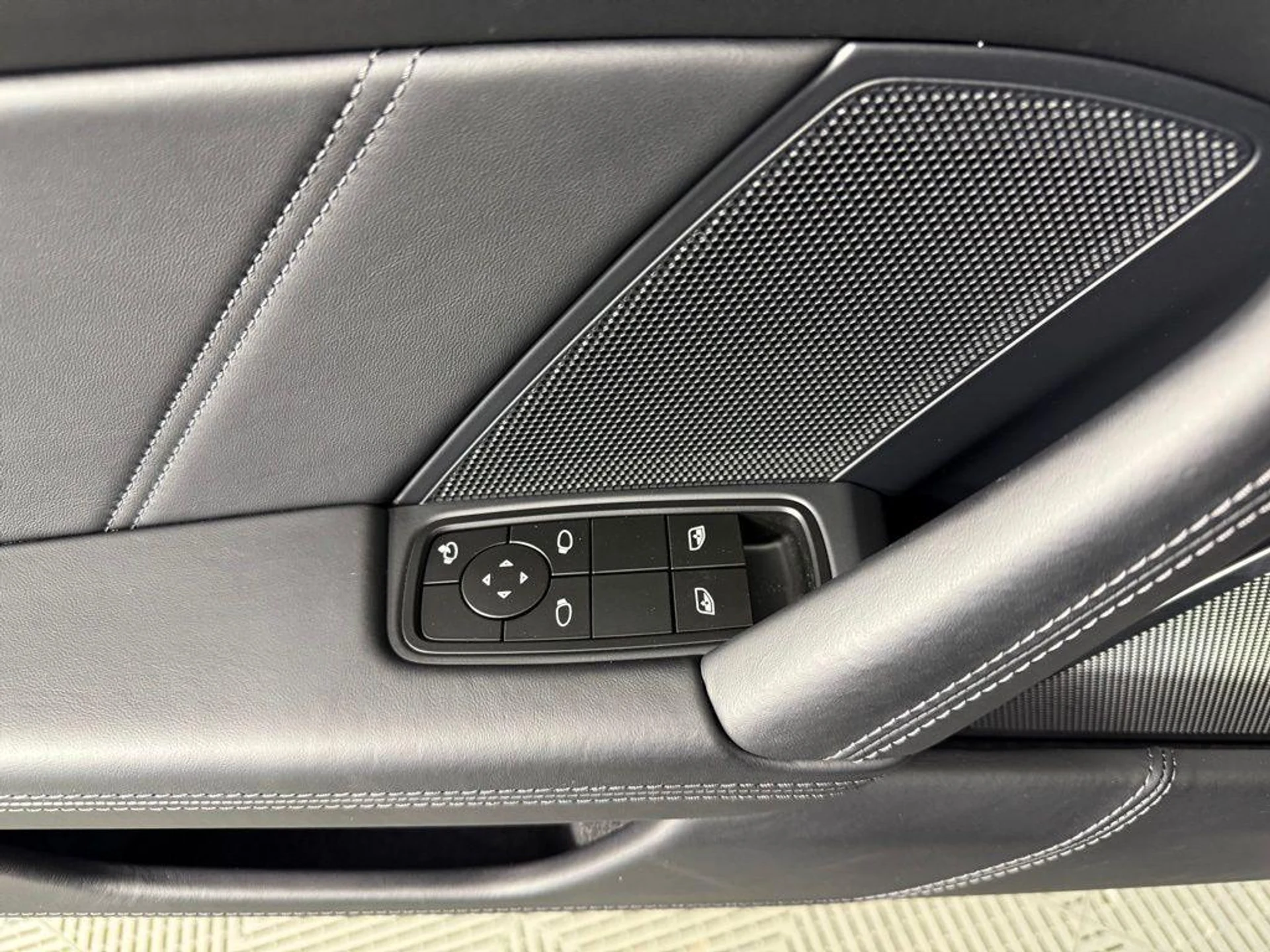 mph019_2595742222_B_Xw_Cz8tbi_A_raglfp_R_Hm_Bs_UZ_9_U_48a34790bc