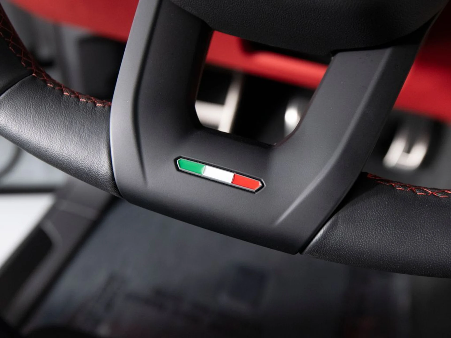 mph019_2600876838_b8c121a75bf5ce103d23276bf17e0381x_00771c180f