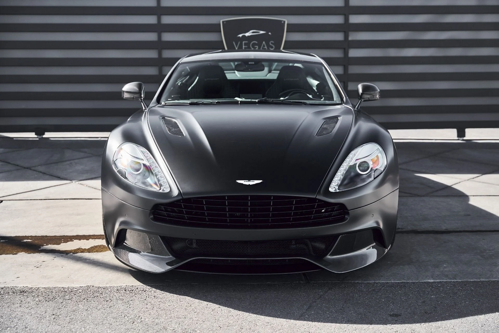 mph019_261241520_Used_2014_Aston_Martin_Vanquish_V12_1773193795_d4552d4f06