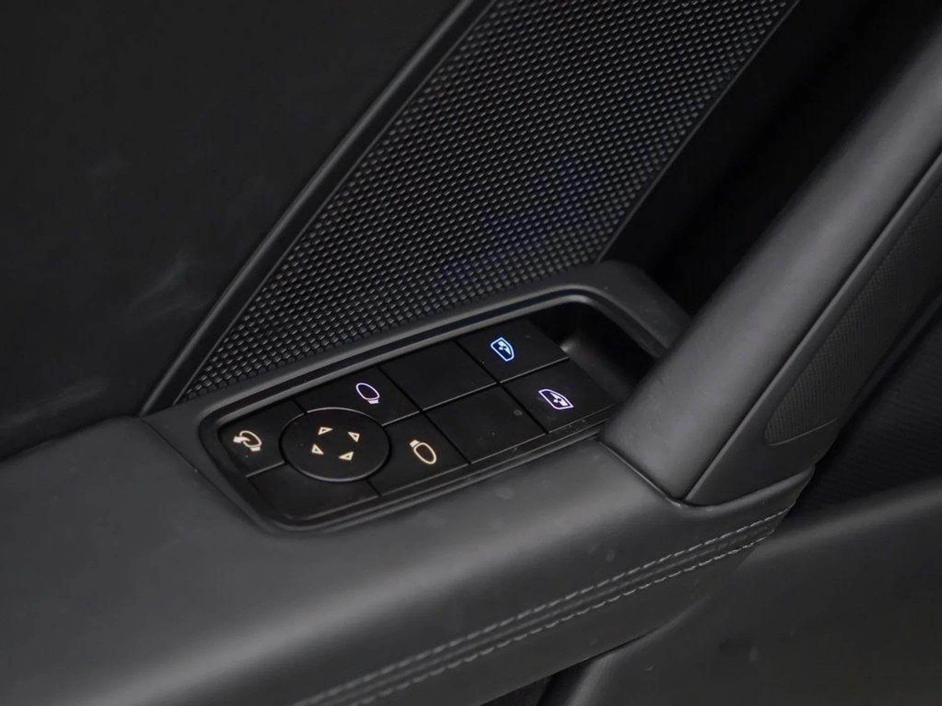 mph019_2613096110_Tb_Il_Dzgq_Jg4_Ap3_CRNO_0f_Ulj75tw_cf7009cae3