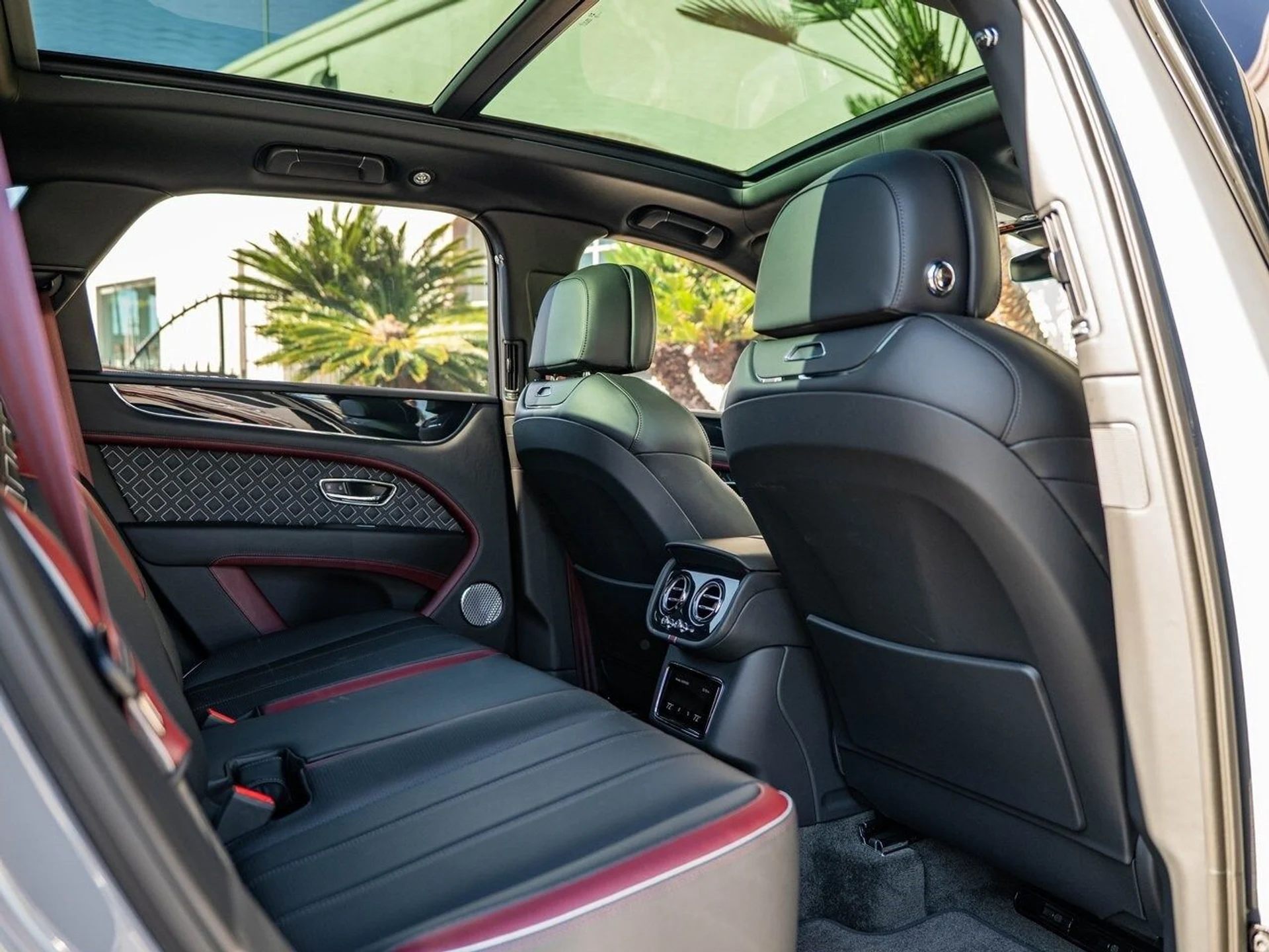 mph019_2617786637_9fb4d7e36039b5d5c08f1f82336e4f78x_82bed34a58