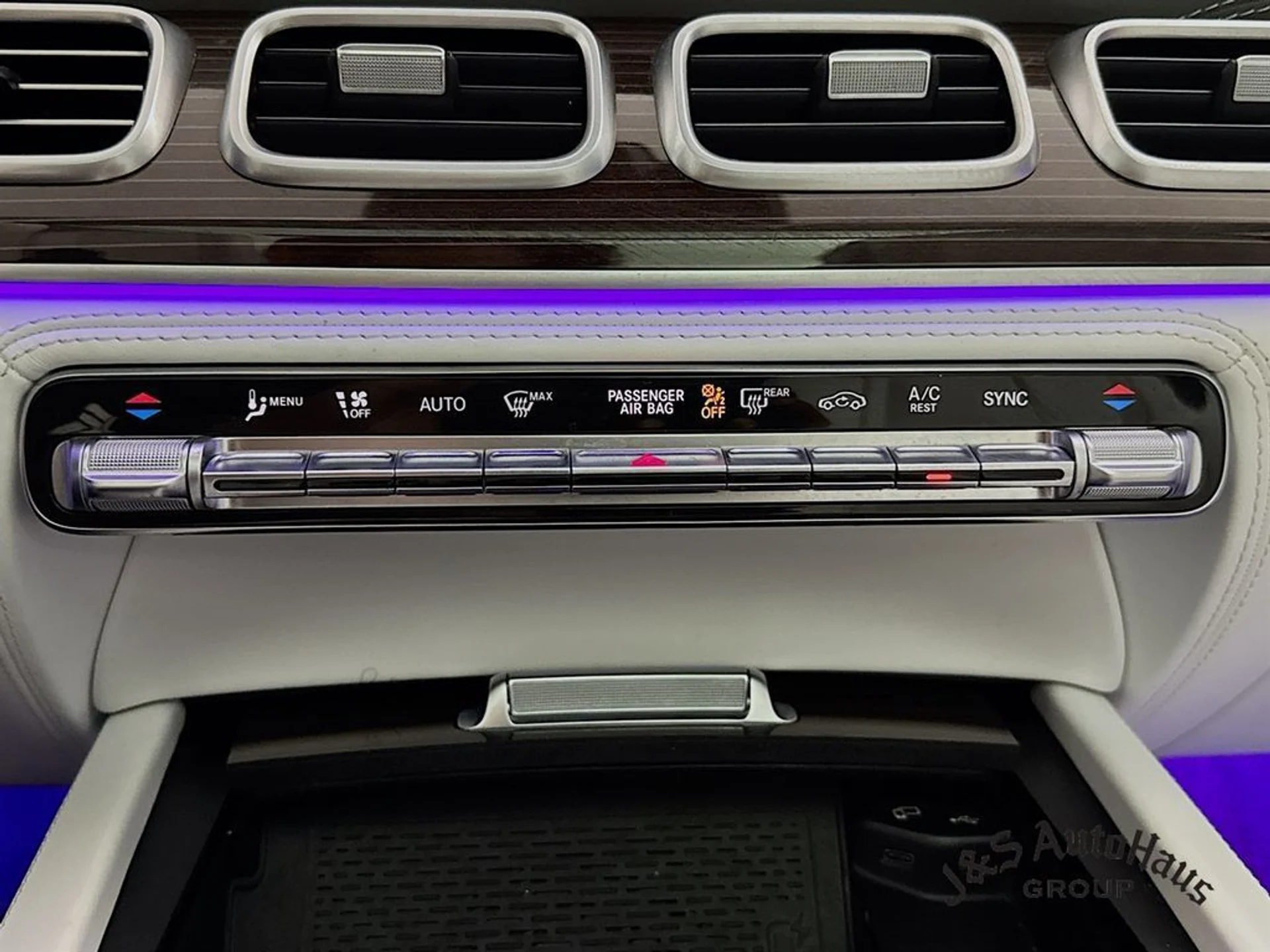 mph019_2618722596_ummbluowfbi4crlo847sdxh1t6uf_c0cdfe3059