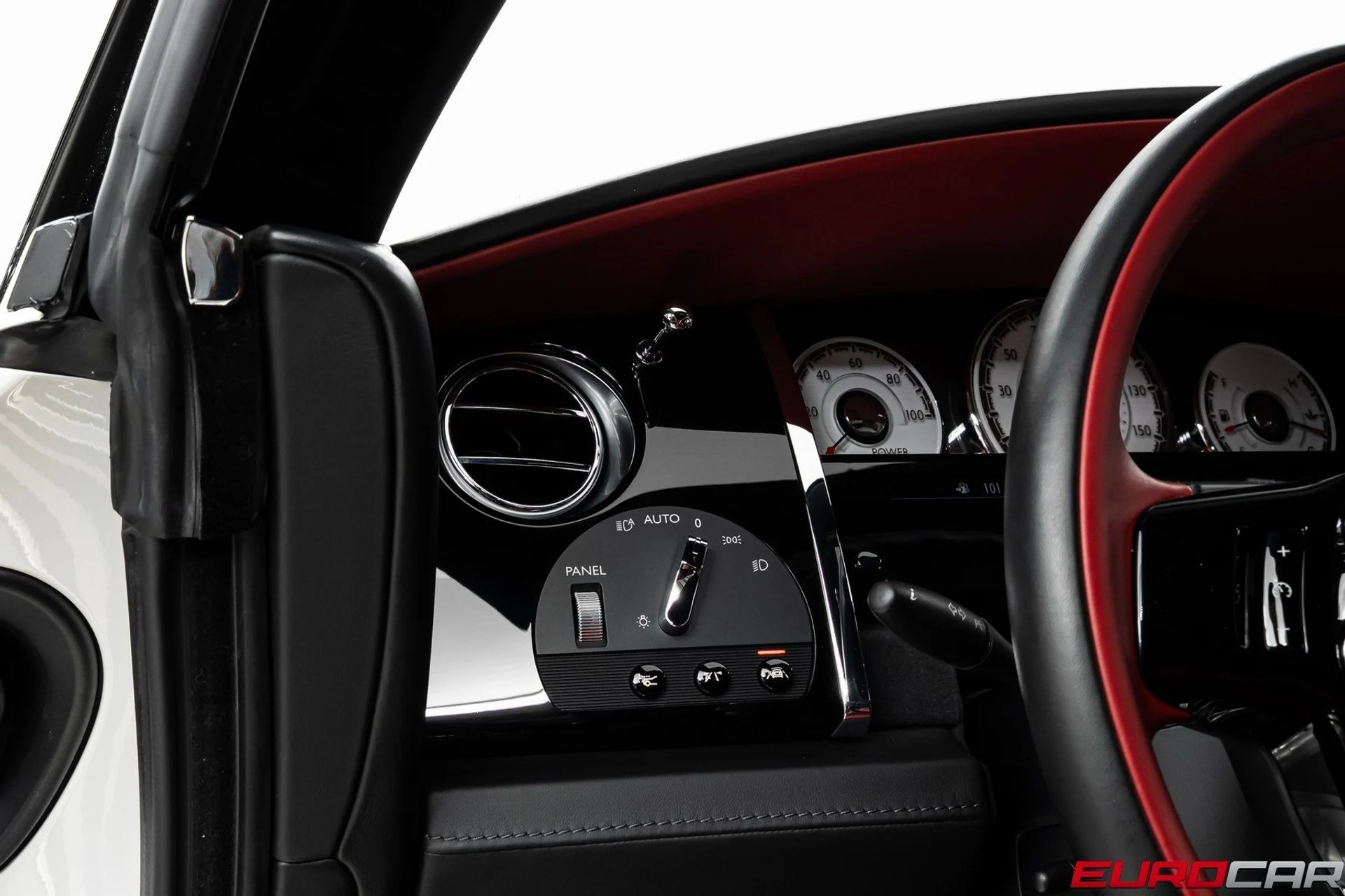 mph019_261878479_image_20_99ed02075d