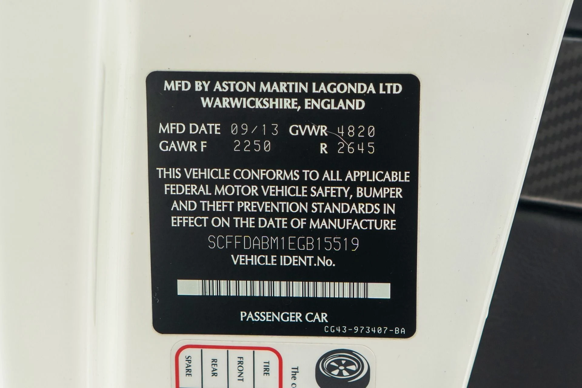 mph019_2625608255_Used_2014_Aston_Martin_DB_9_Volante_1756221007_24d821d4ef