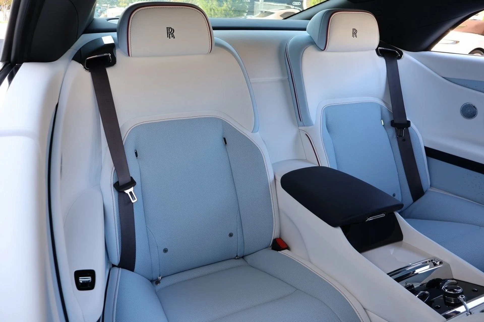 mph019_2633779258_20_399aeef5ca