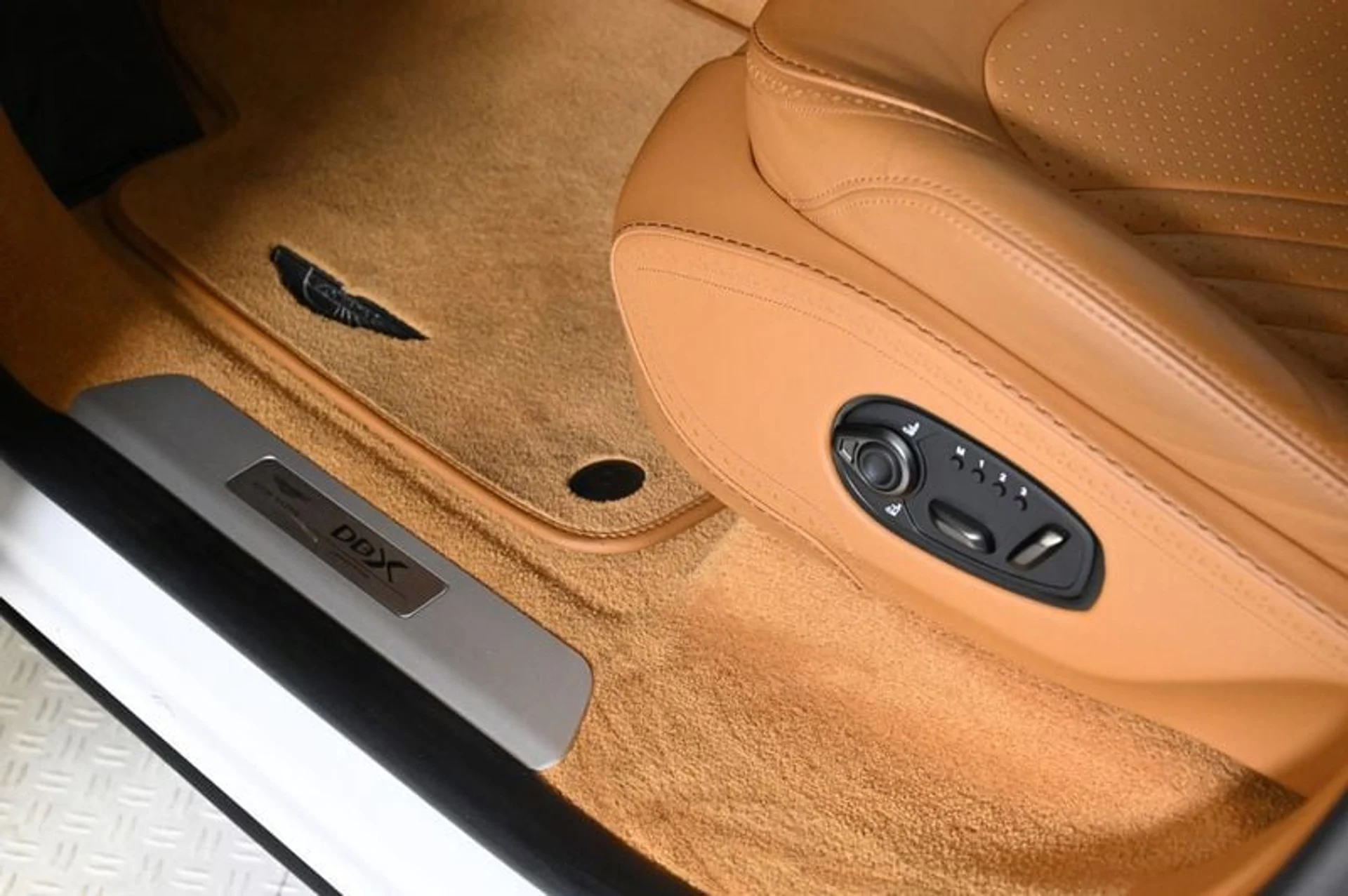 mph019_2635229976_a2326b53cc211ded66d397b4778c08f4_09c0ef9a34