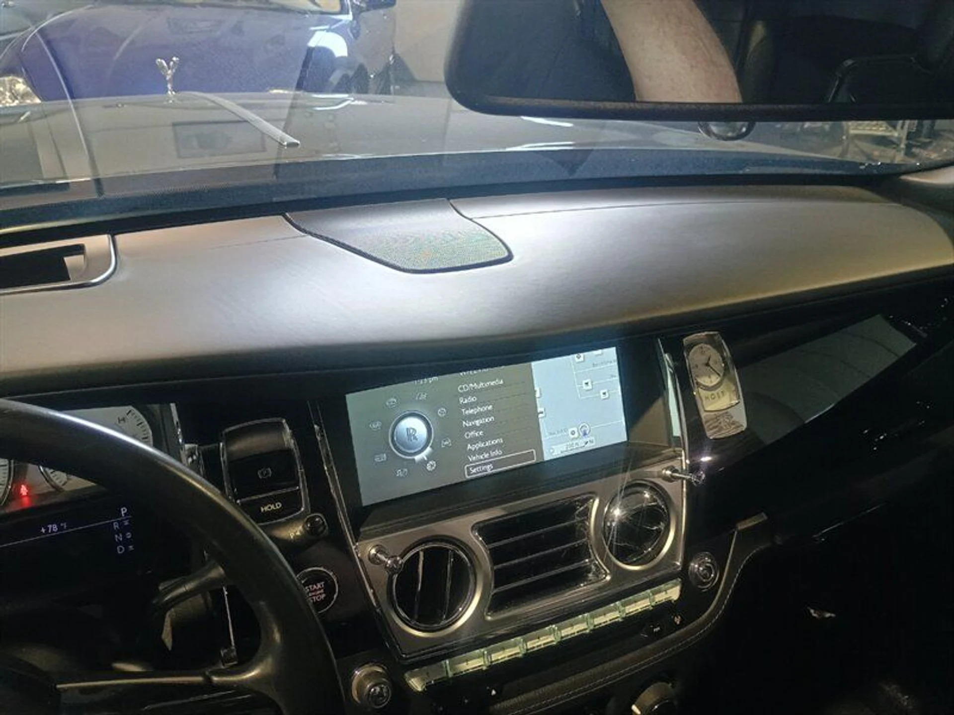 mph019_26503141_707b778549_800_93adf0f278