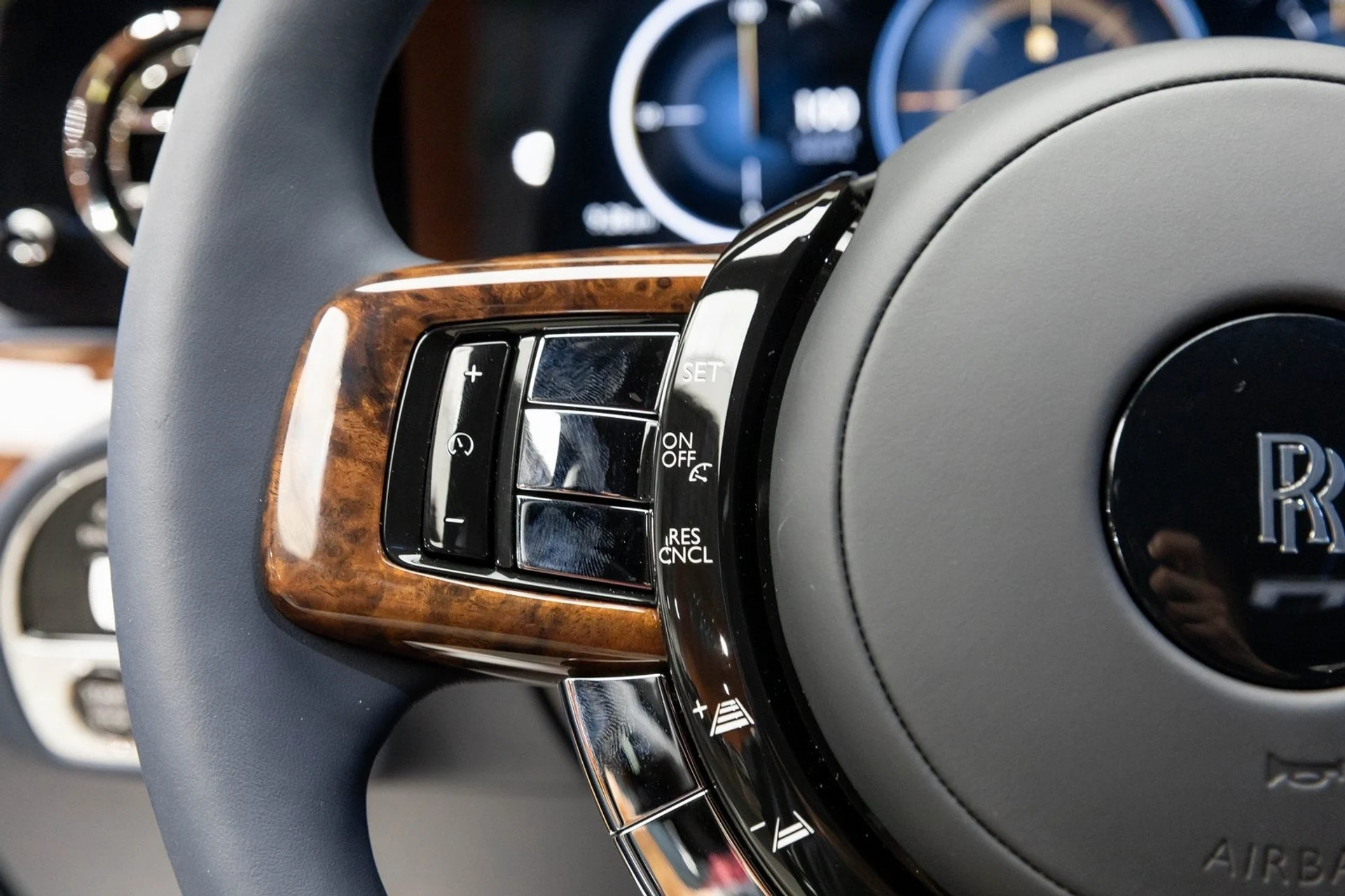 mph019_2658829871_20_81e247c399