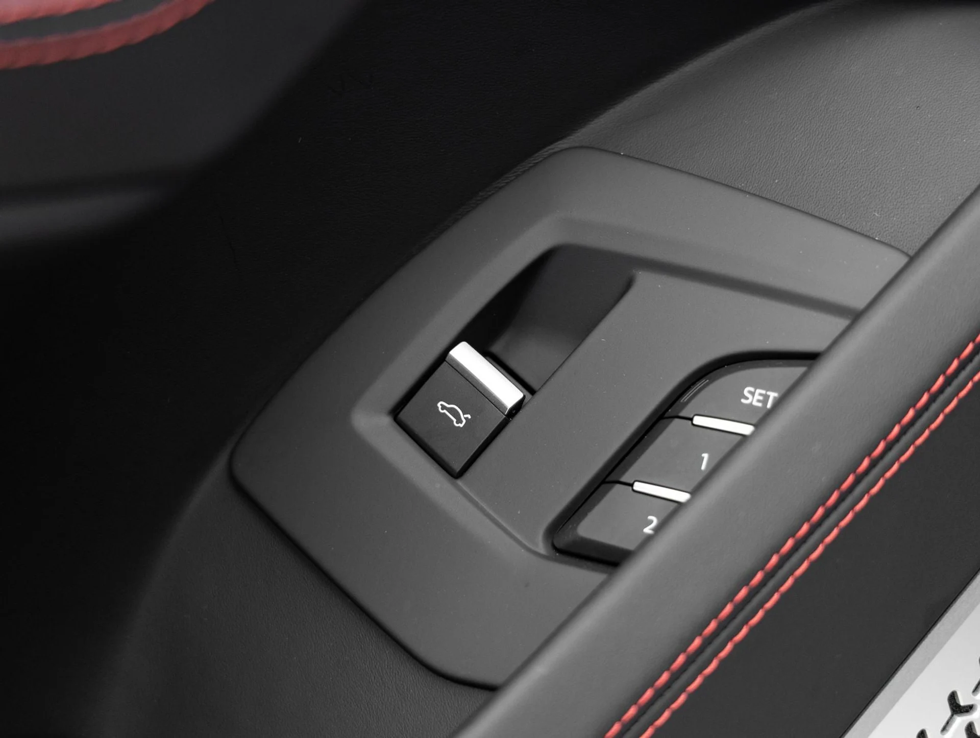 mph019_2664473789_20_0081f5f2ea