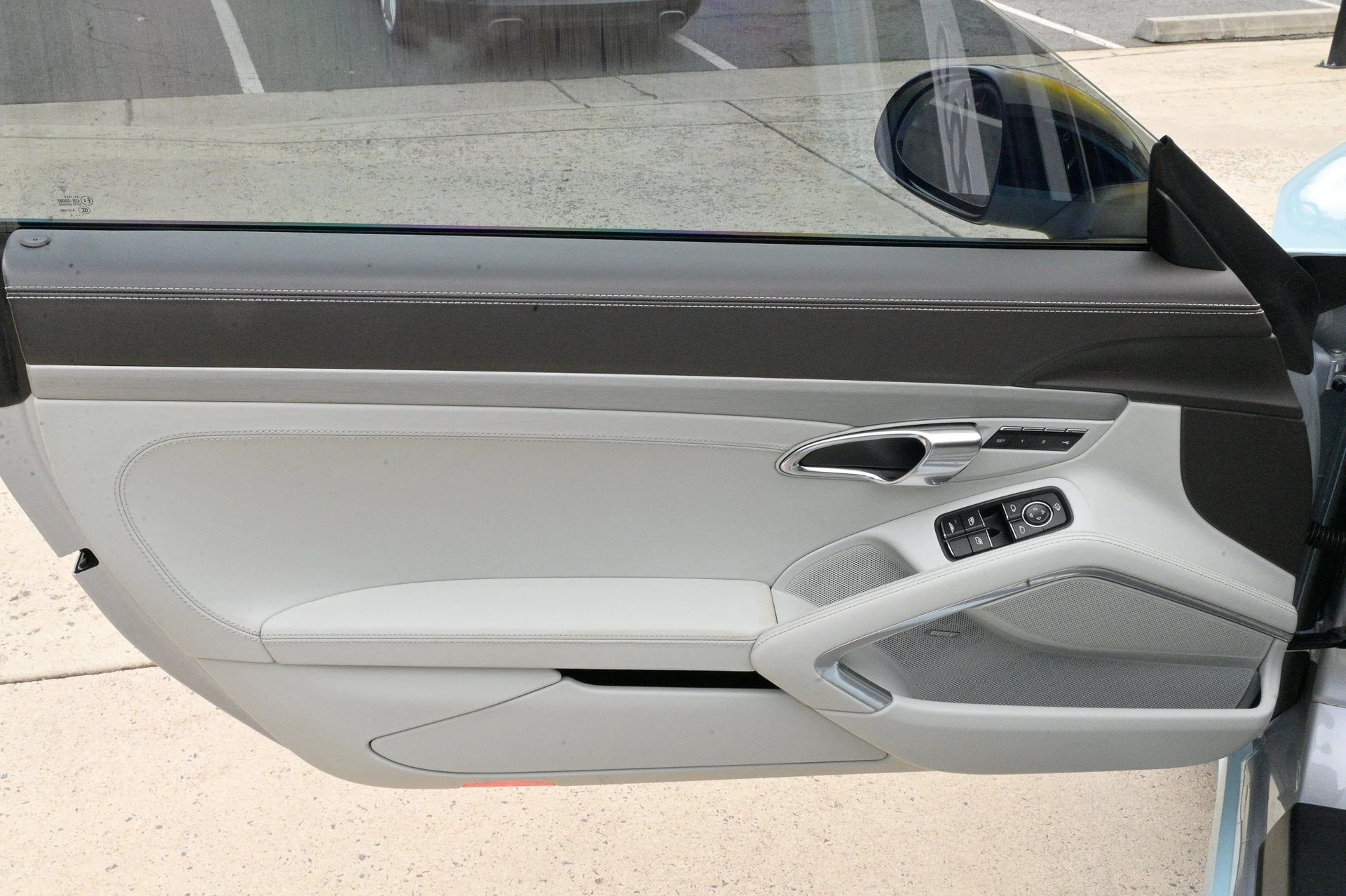 mph019_2669846610_93dba6fe4a9241b4a16b1c930064fdc4_bdf0edbfb8