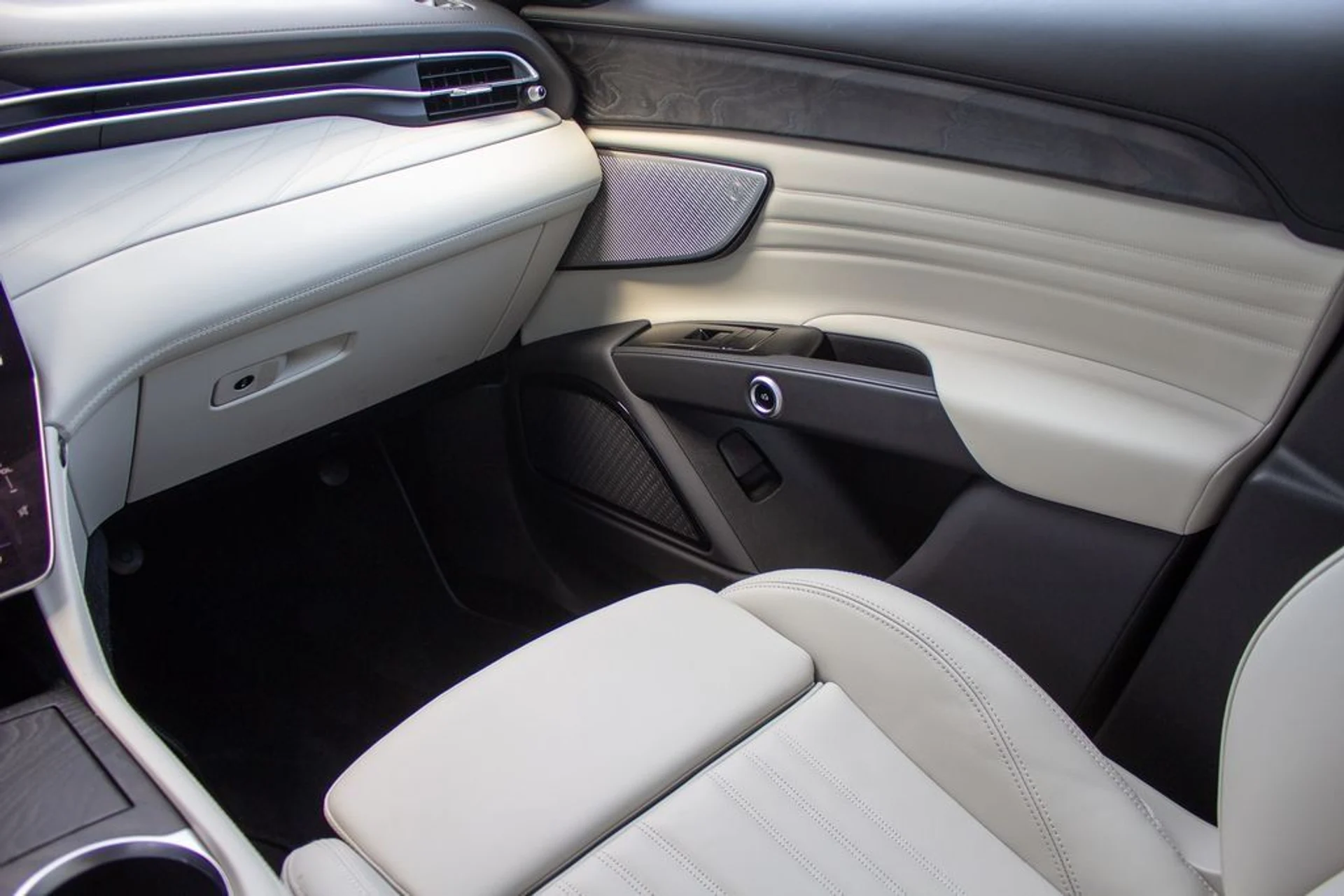 mph019_2673939140_2355d51bd7cac2e2fa29ffed3b044b65_c01d303bf8