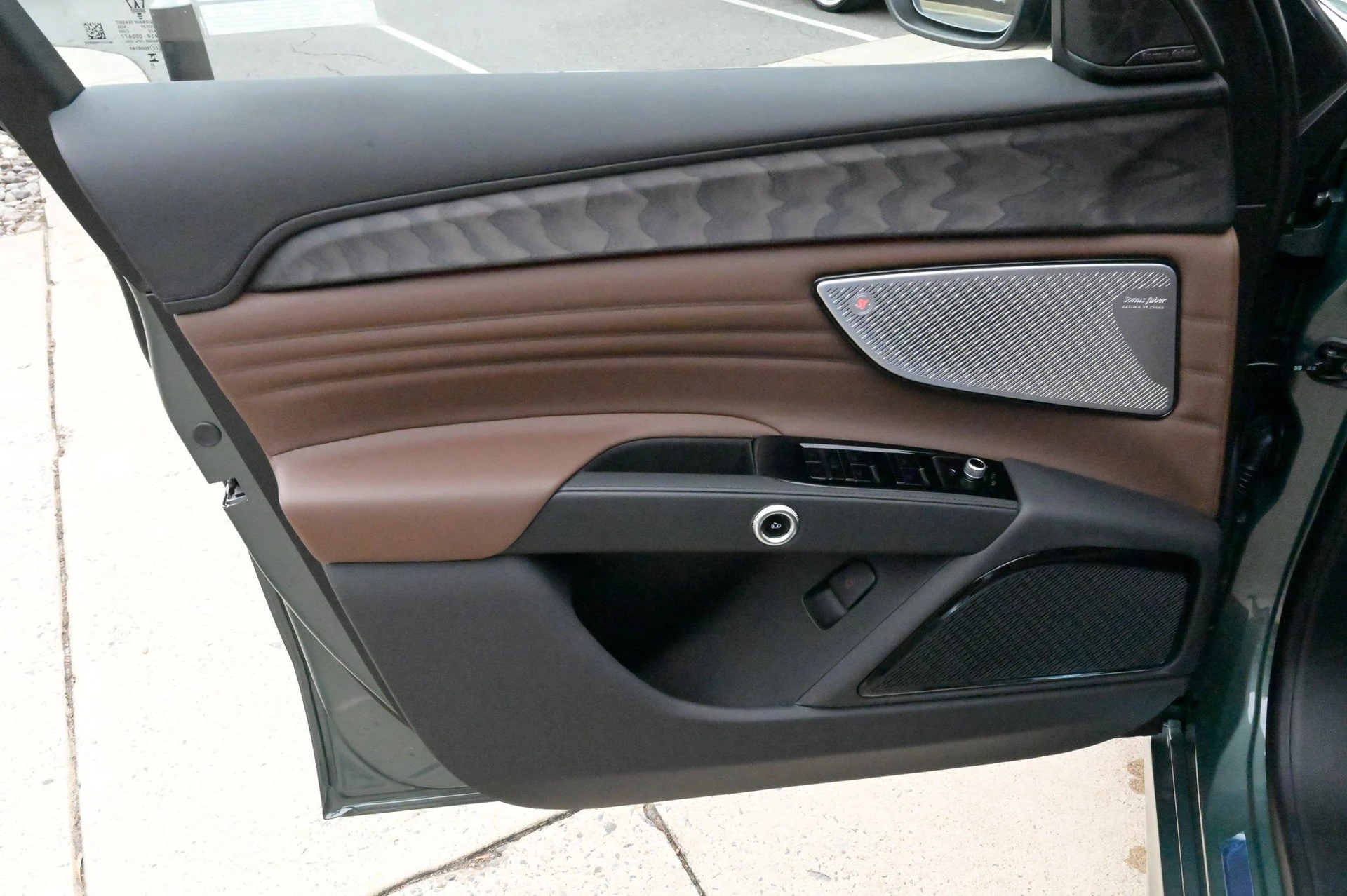 mph019_2674772186_9de8841fad16498d9b2e257c915751da_69d0aeebe4