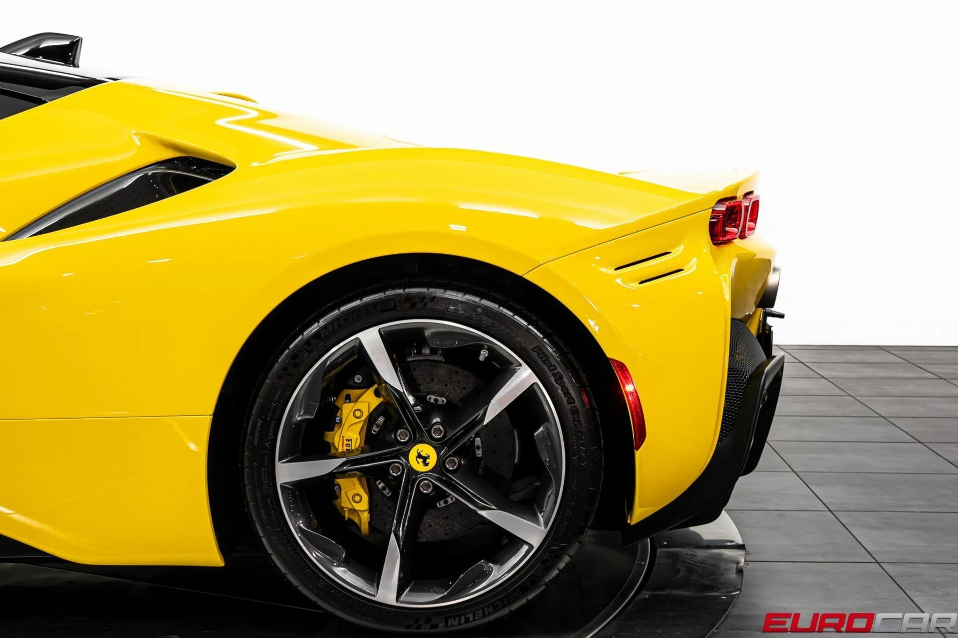 mph019_2675324602_image_20_1b810b1570