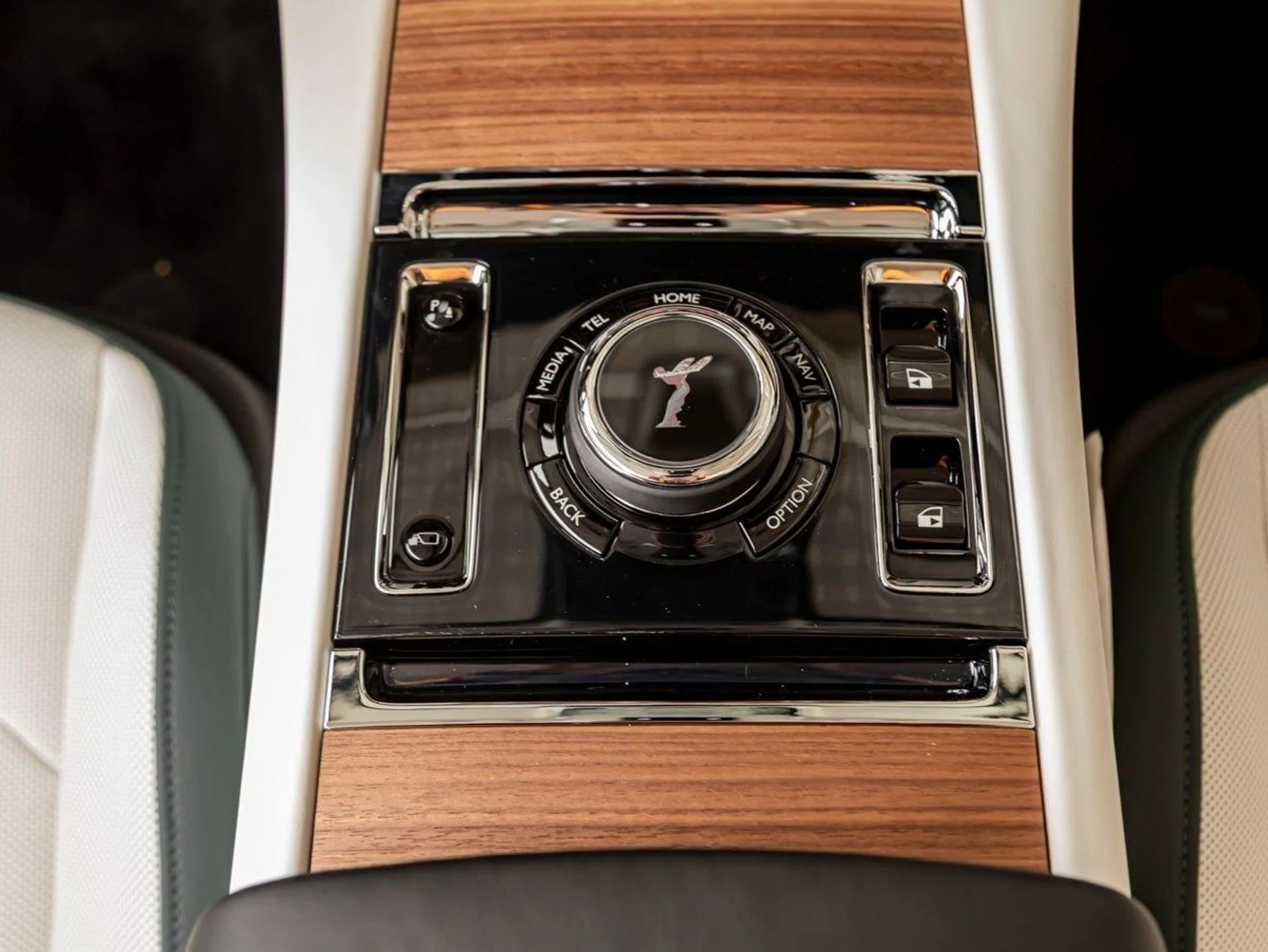 mph019_2679986154_20_88ac2215e0