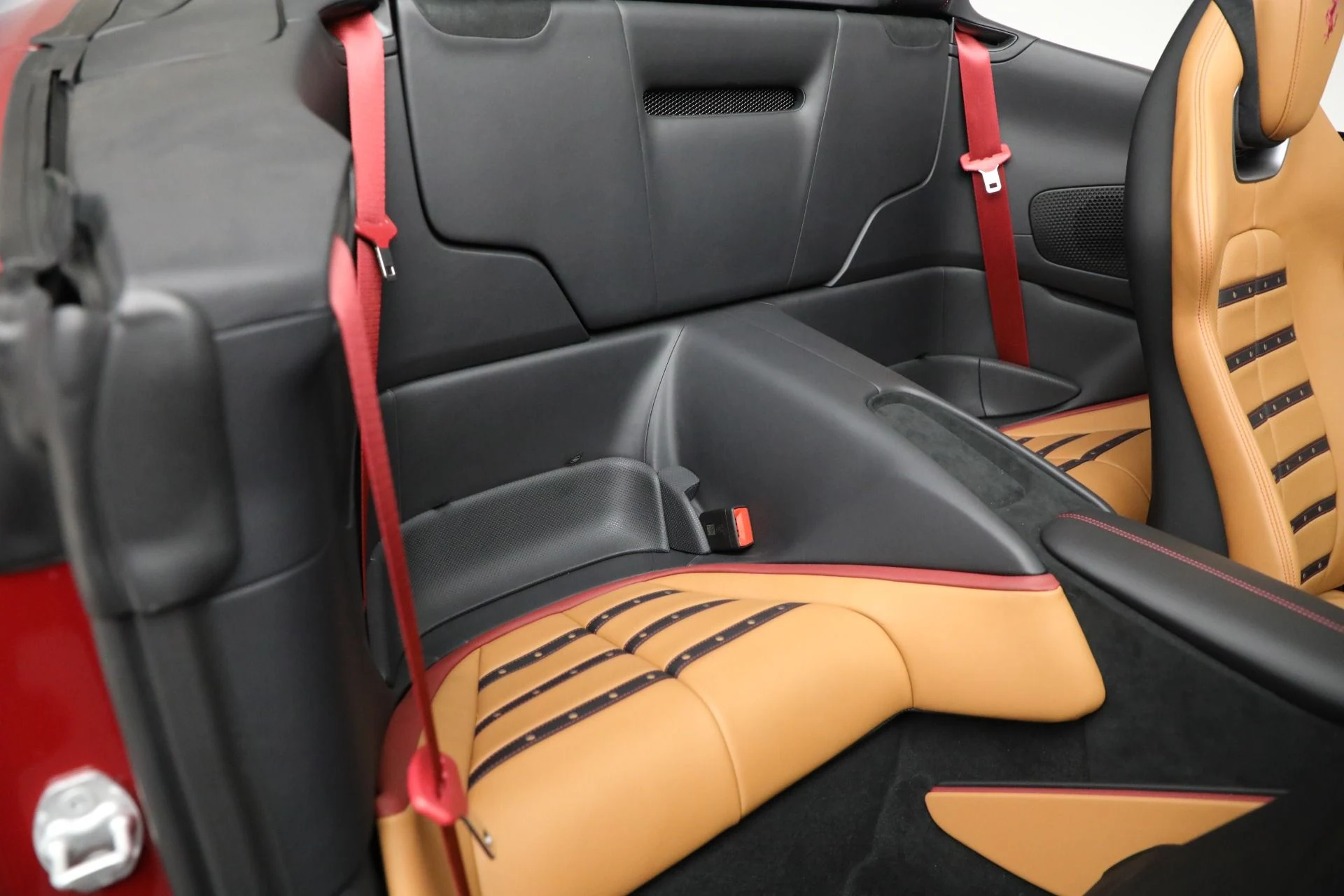 mph019_26816727_Used_2024_Ferrari_Roma_Spider_fdf632b4fe