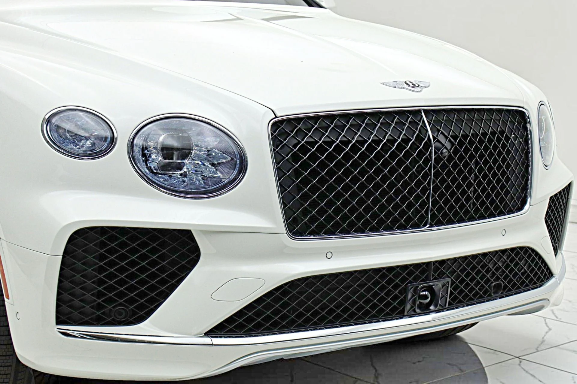 mph019_2683917931_New_2026_Bentley_Bentayga_EWB_V8_ce8c411fdf
