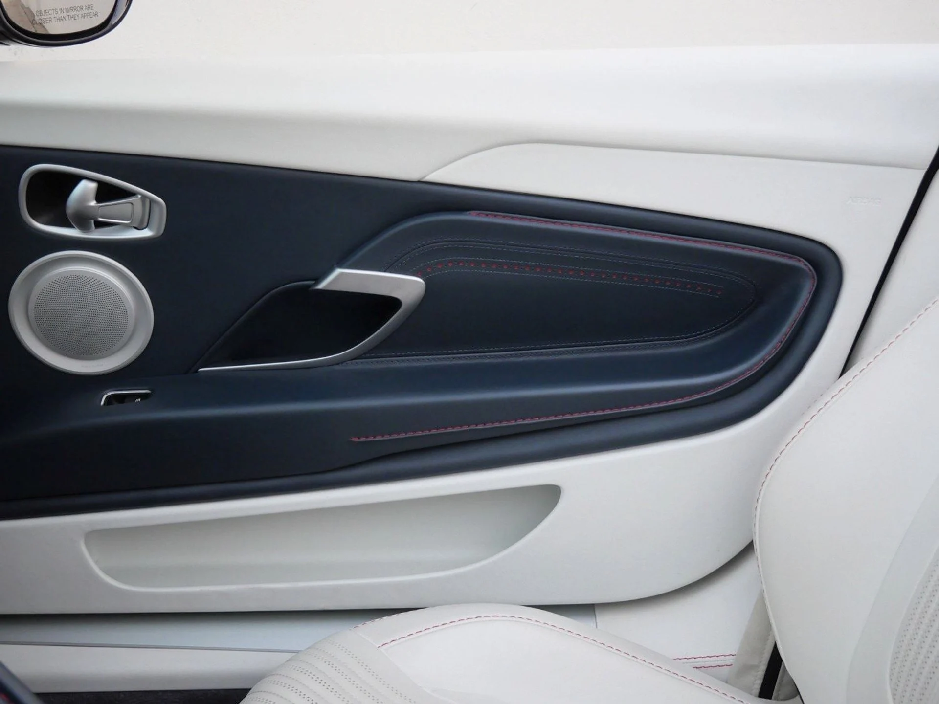 mph019_2688438198_112f67e3871d66d9d91d8328cf94818ax_00584b1835