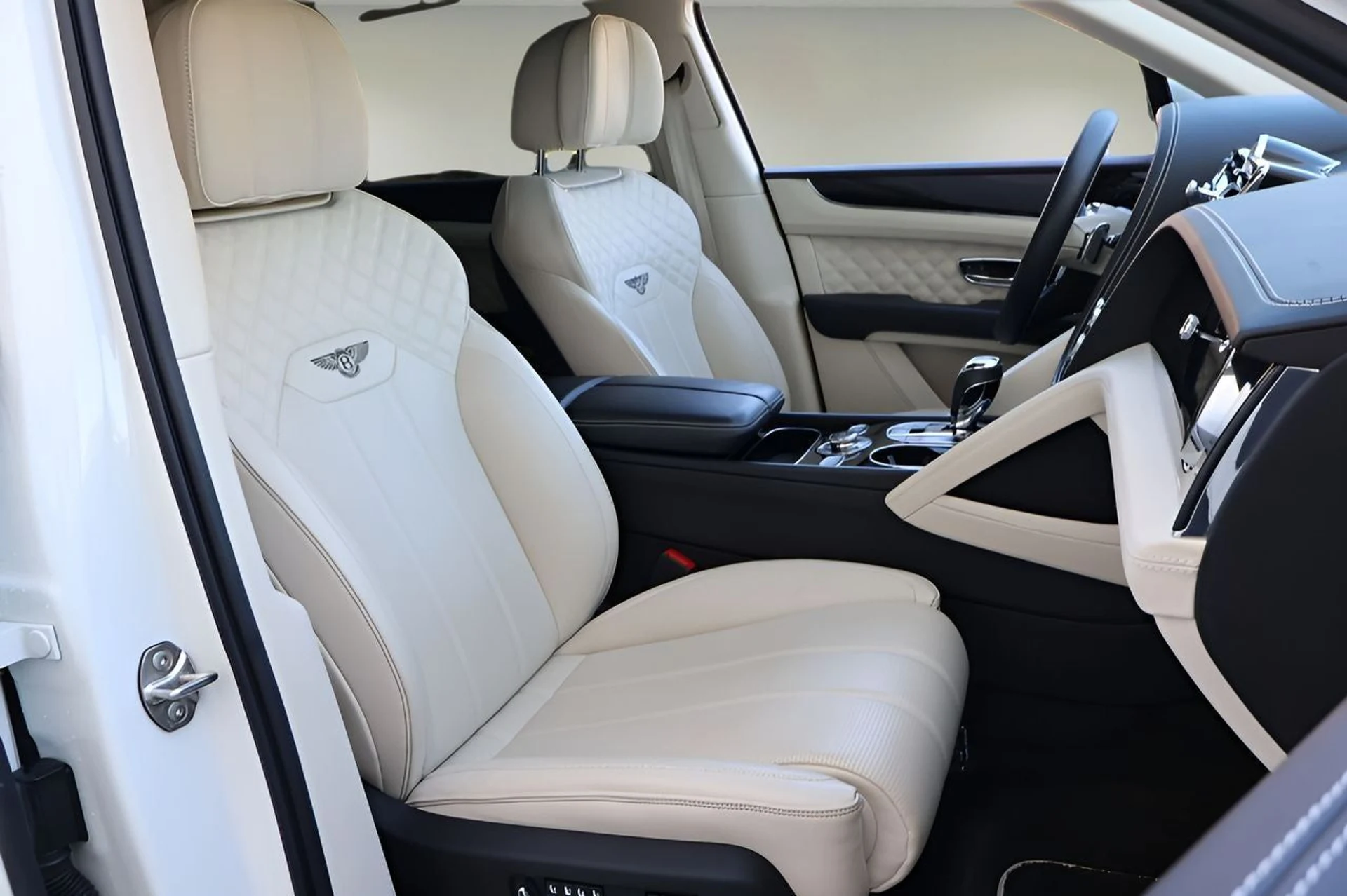 mph019_2689634632_20_1b0eff2c43